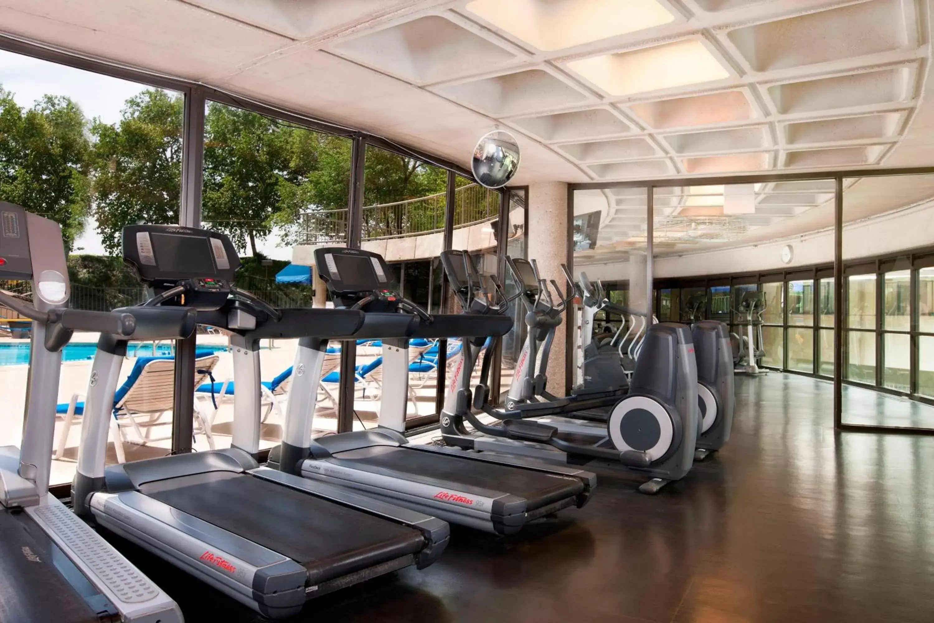 Fitness centre/facilities, Fitness Center/Facilities in The Westin Kansas City at Crown Center