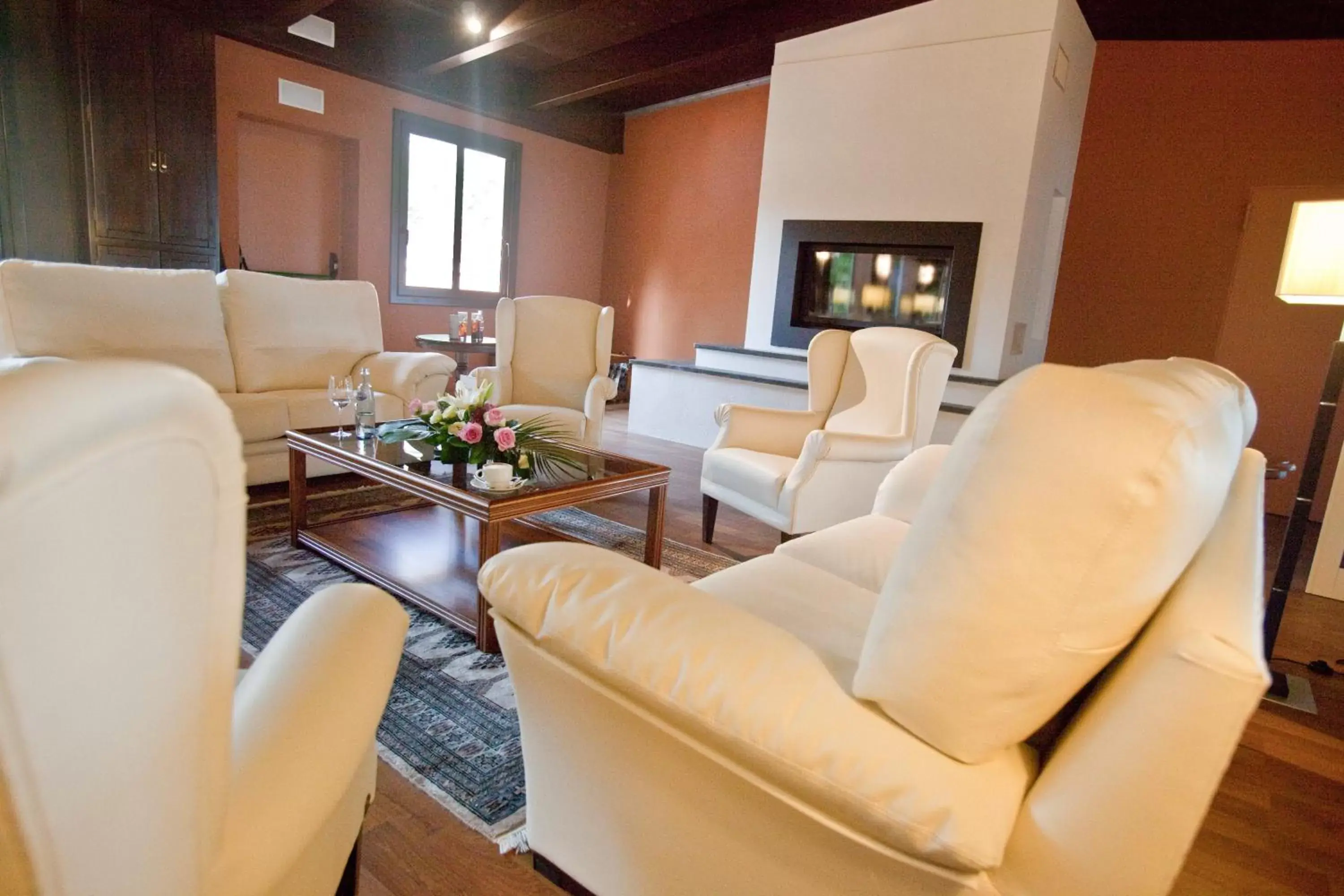 Lounge or bar, Seating Area in Sunway Playa Golf & Spa Sitges