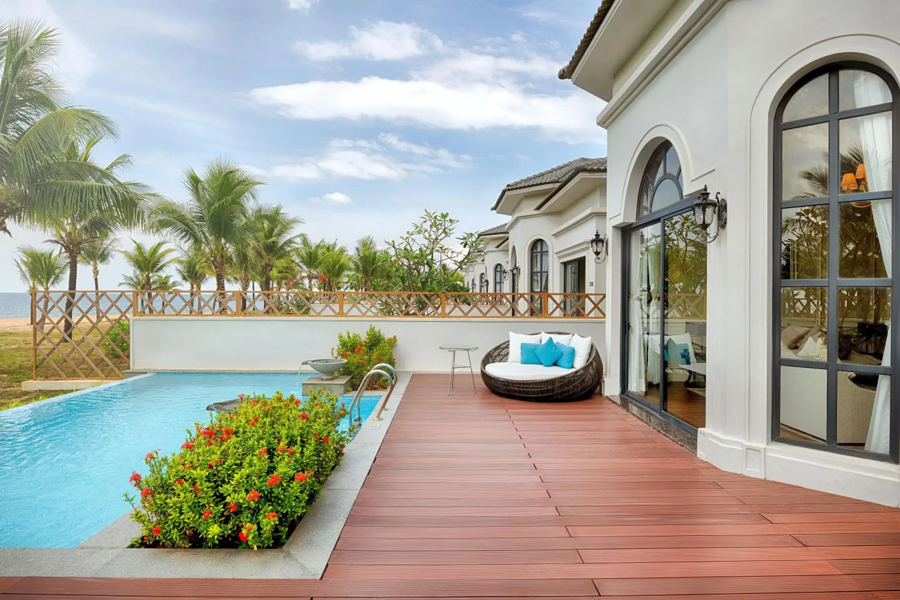 Three-Bedroom Villa with Ocean View - VinWonders and Safari Access in Vinpearl Wonderworld Phu Quoc
