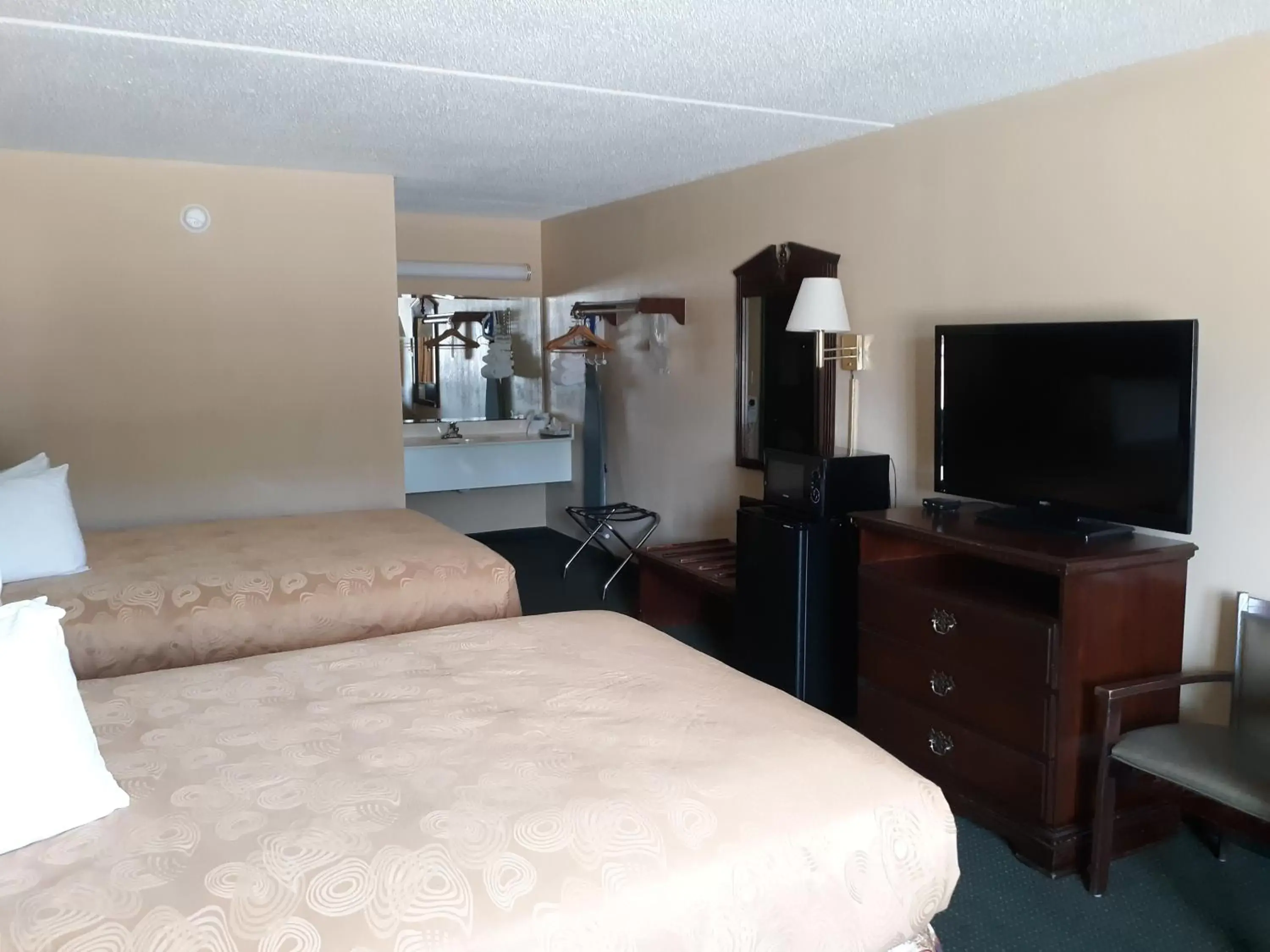 TV and multimedia, Bed in Angel Inn - near IMAX