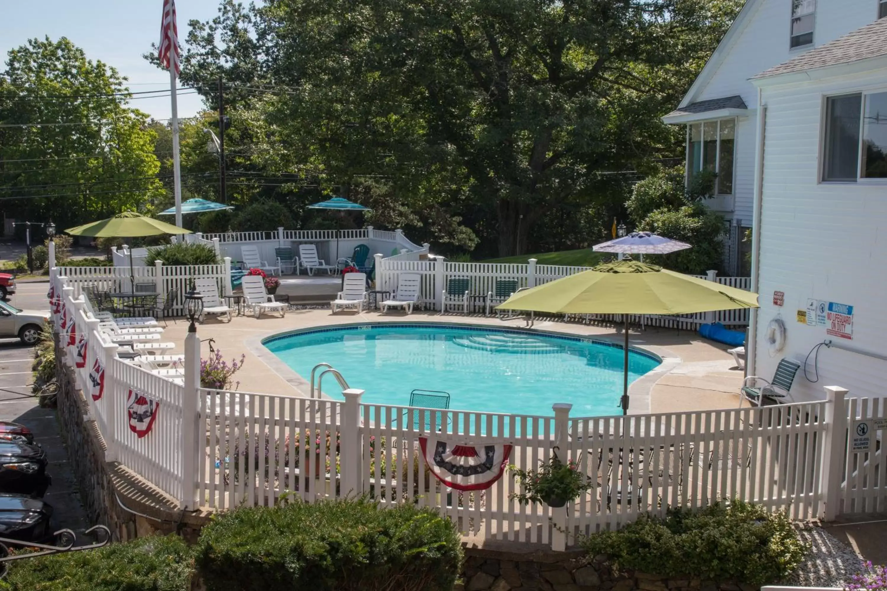 Pool View in Sea View Motel