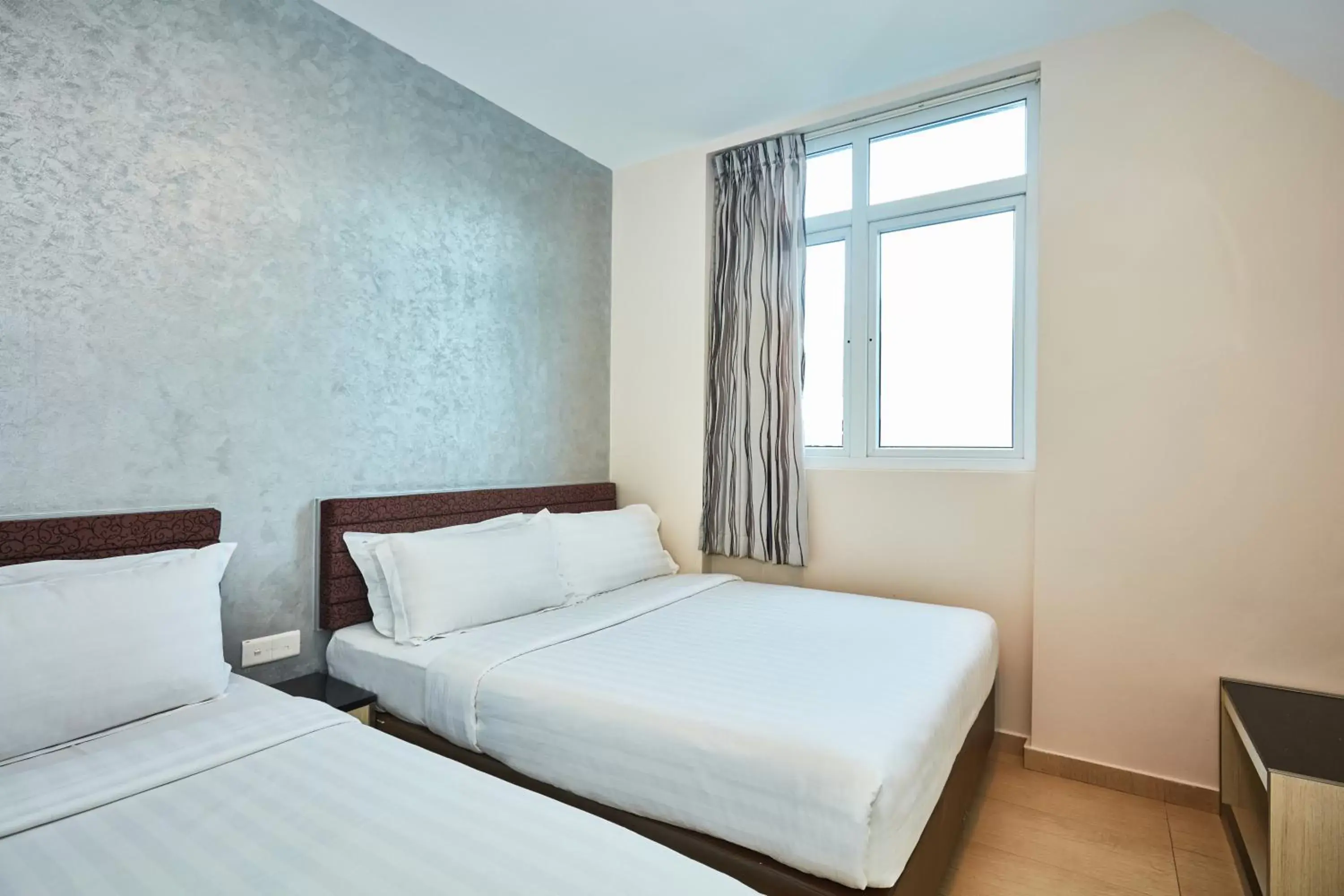 Bed in ibis budget Singapore Mount Faber