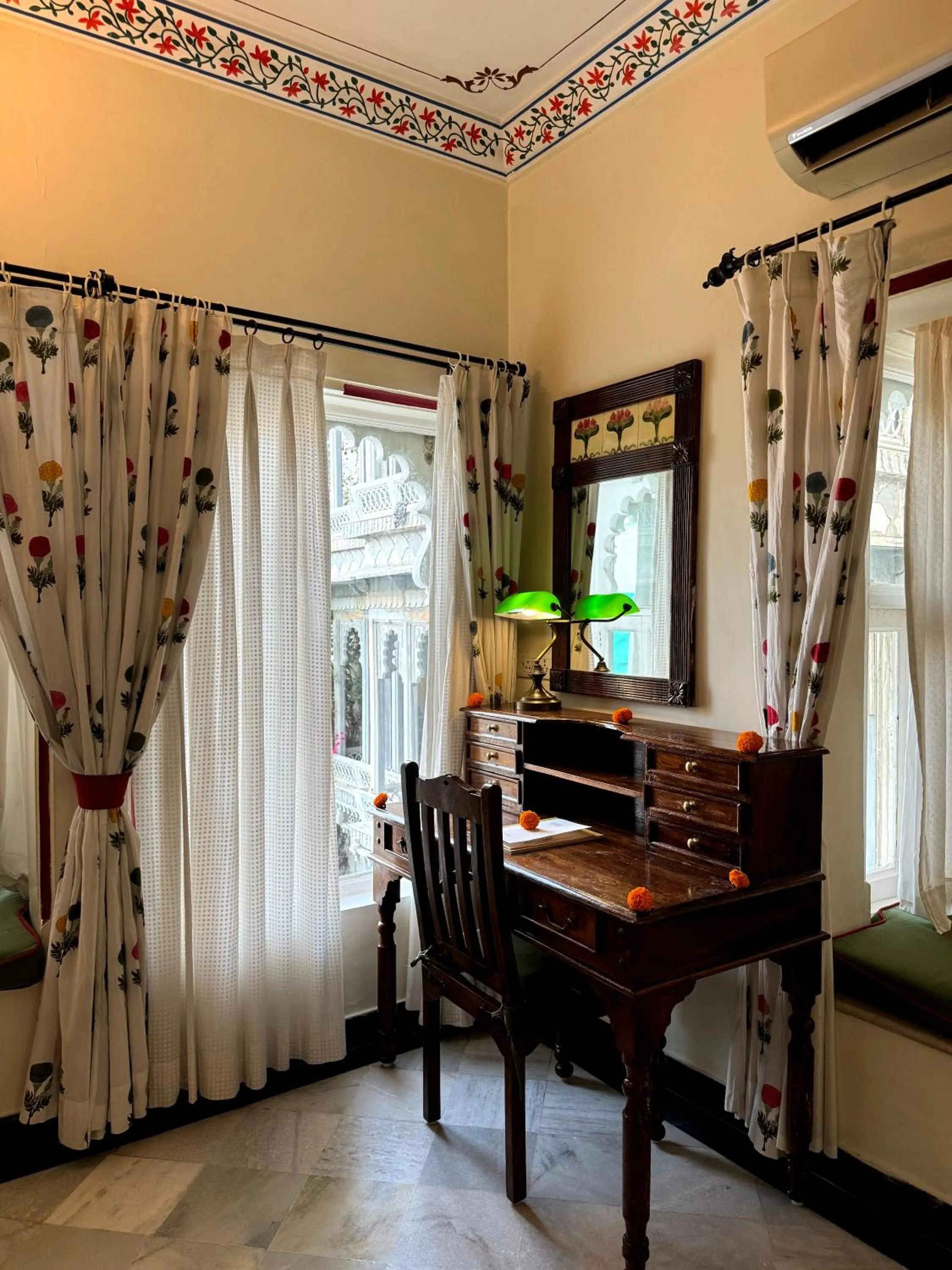 Seating area in Hotel Udai Kothi