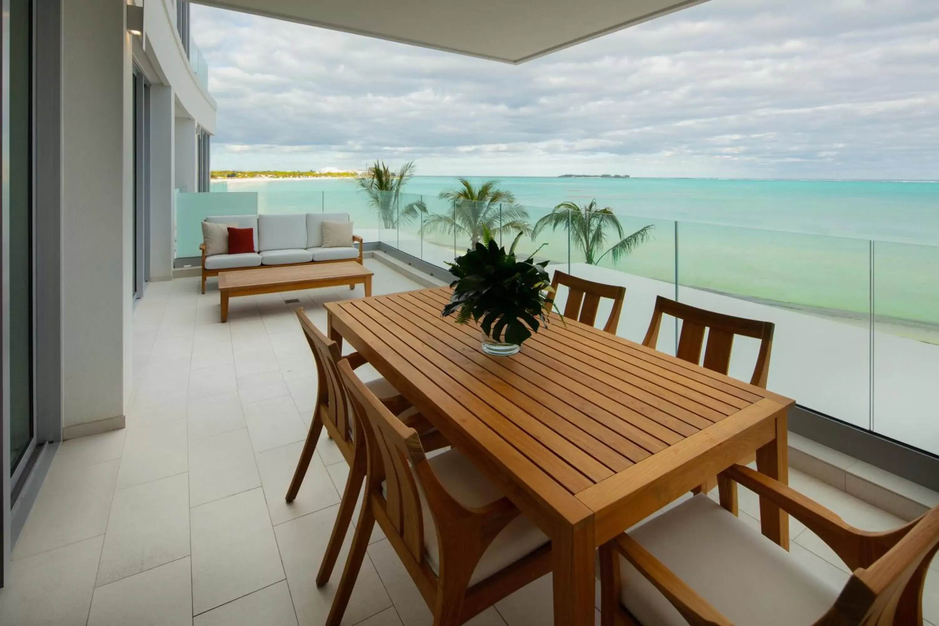 Balcony/Terrace in Goldwynn Resort & Residences