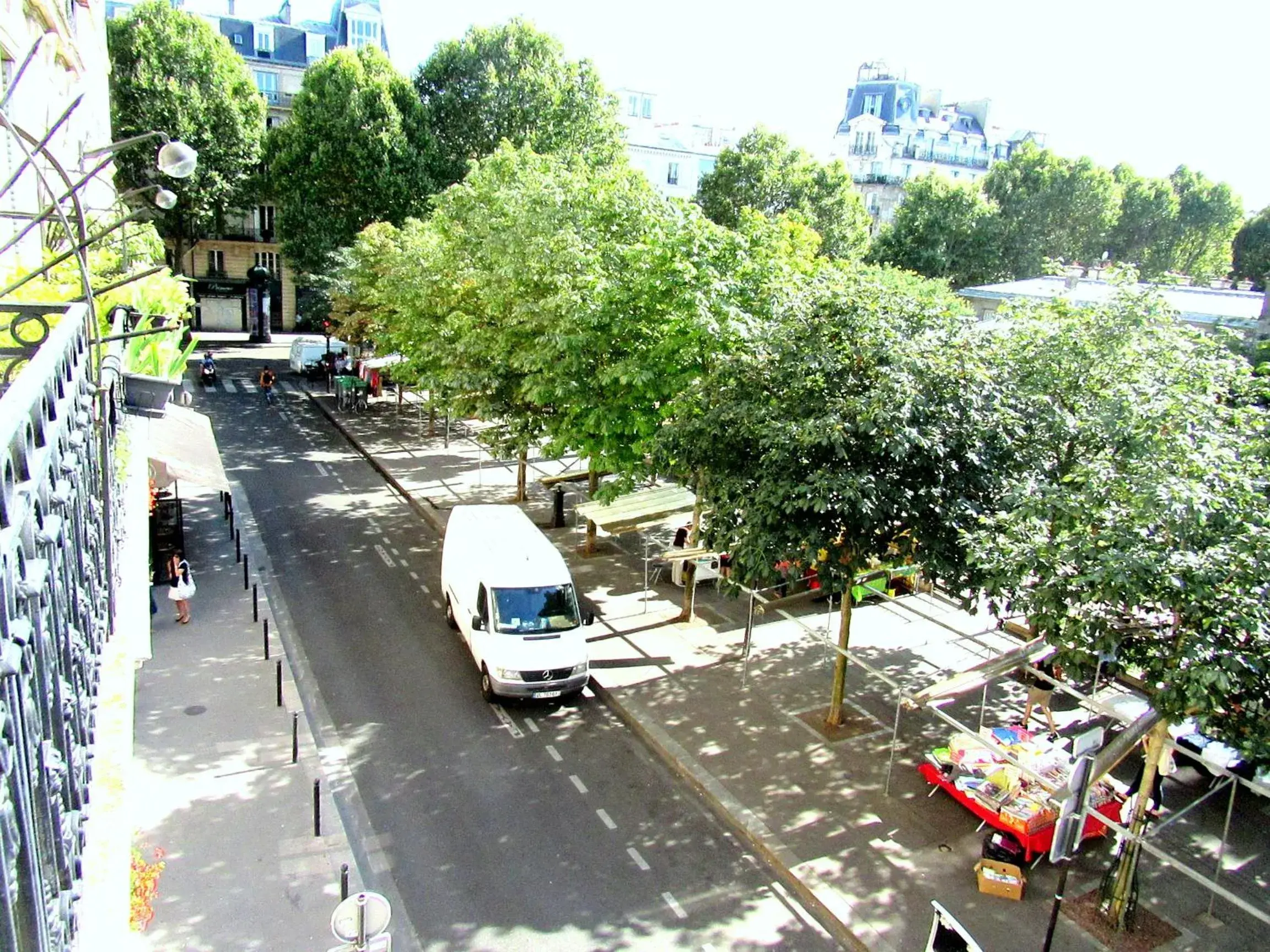 Street view, City View in Hotel Du Square D'Anvers