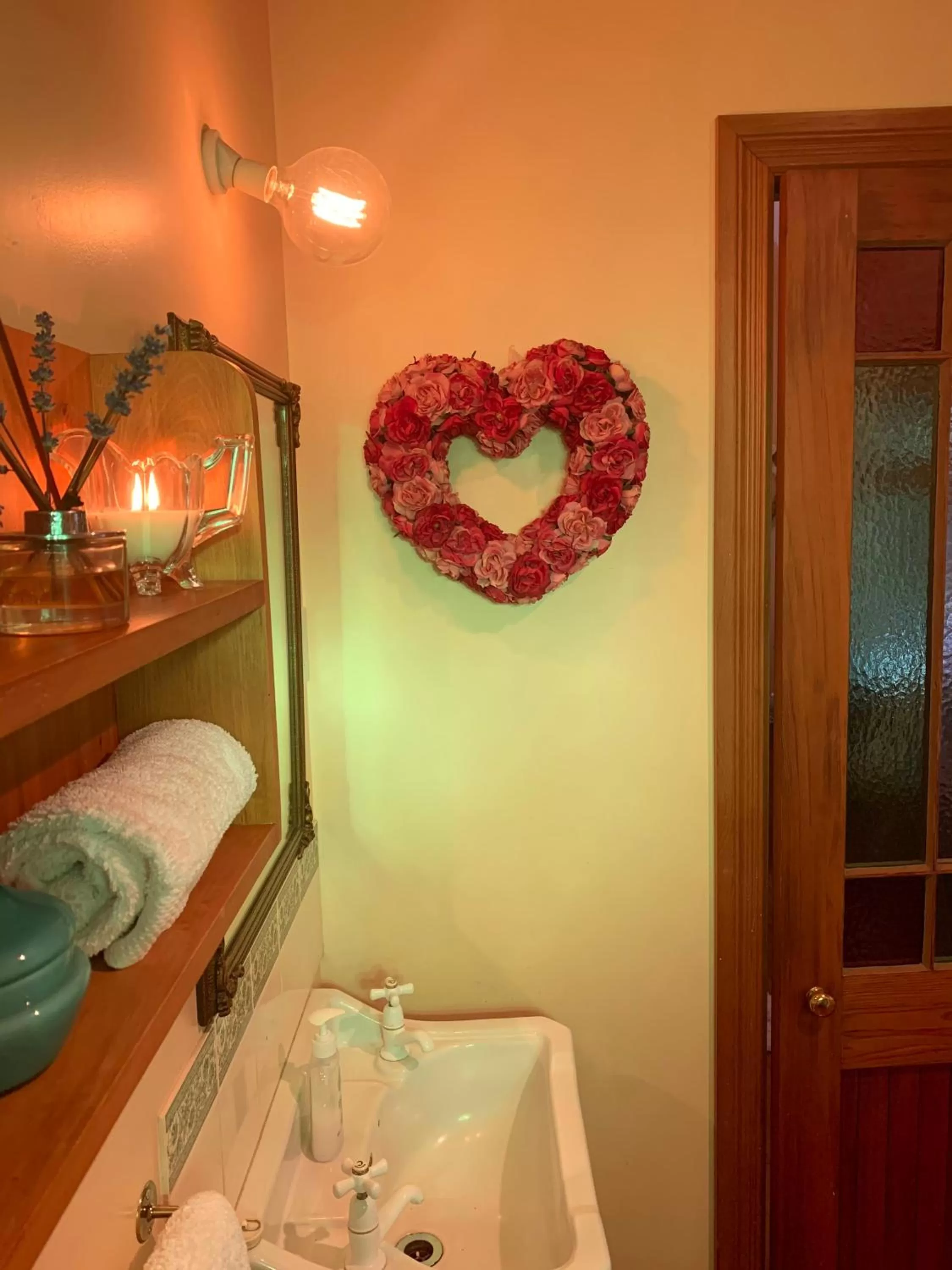 Bathroom in Quail Farm, Colonial charm