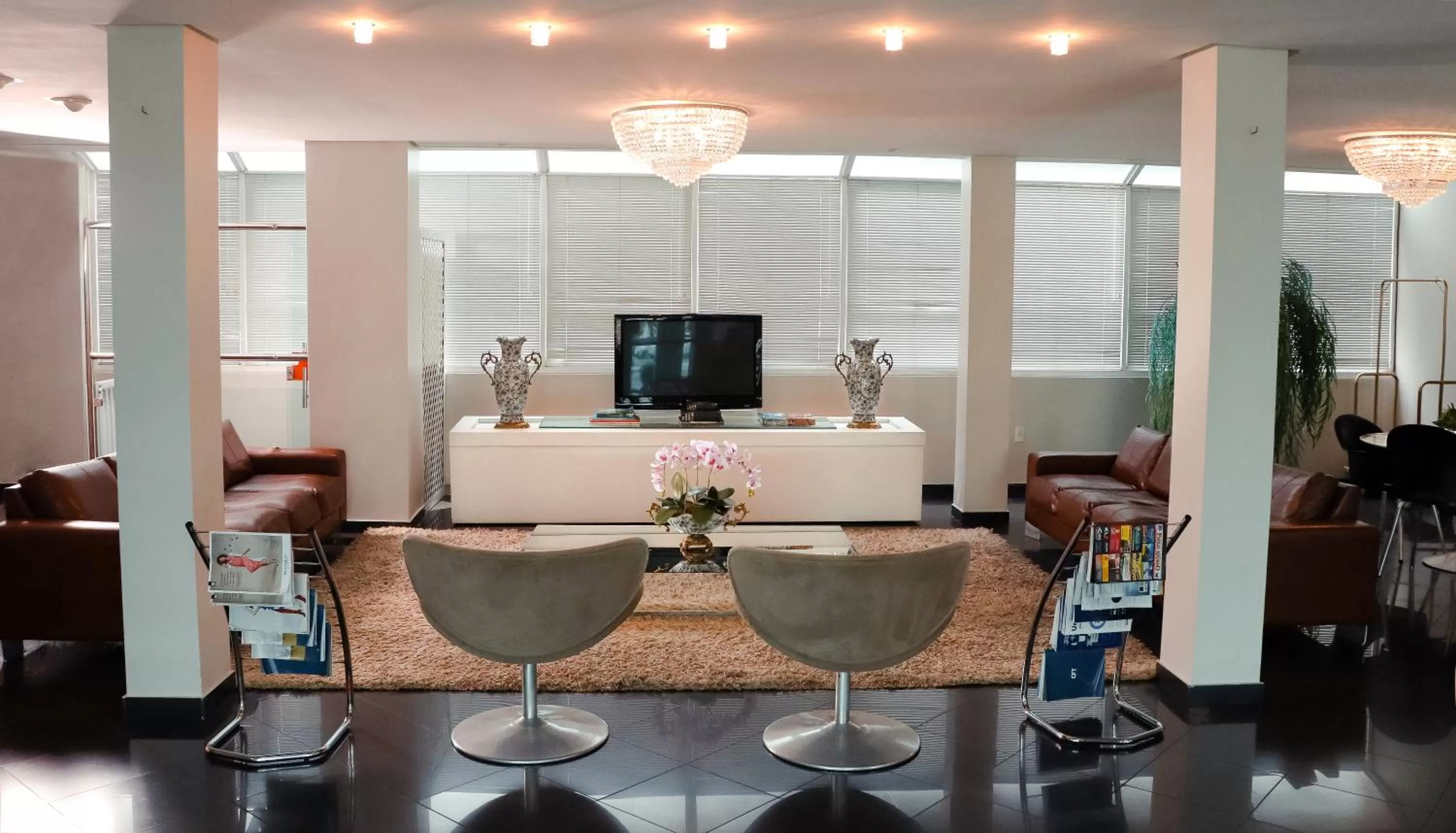 Living room in San Marino Hotel