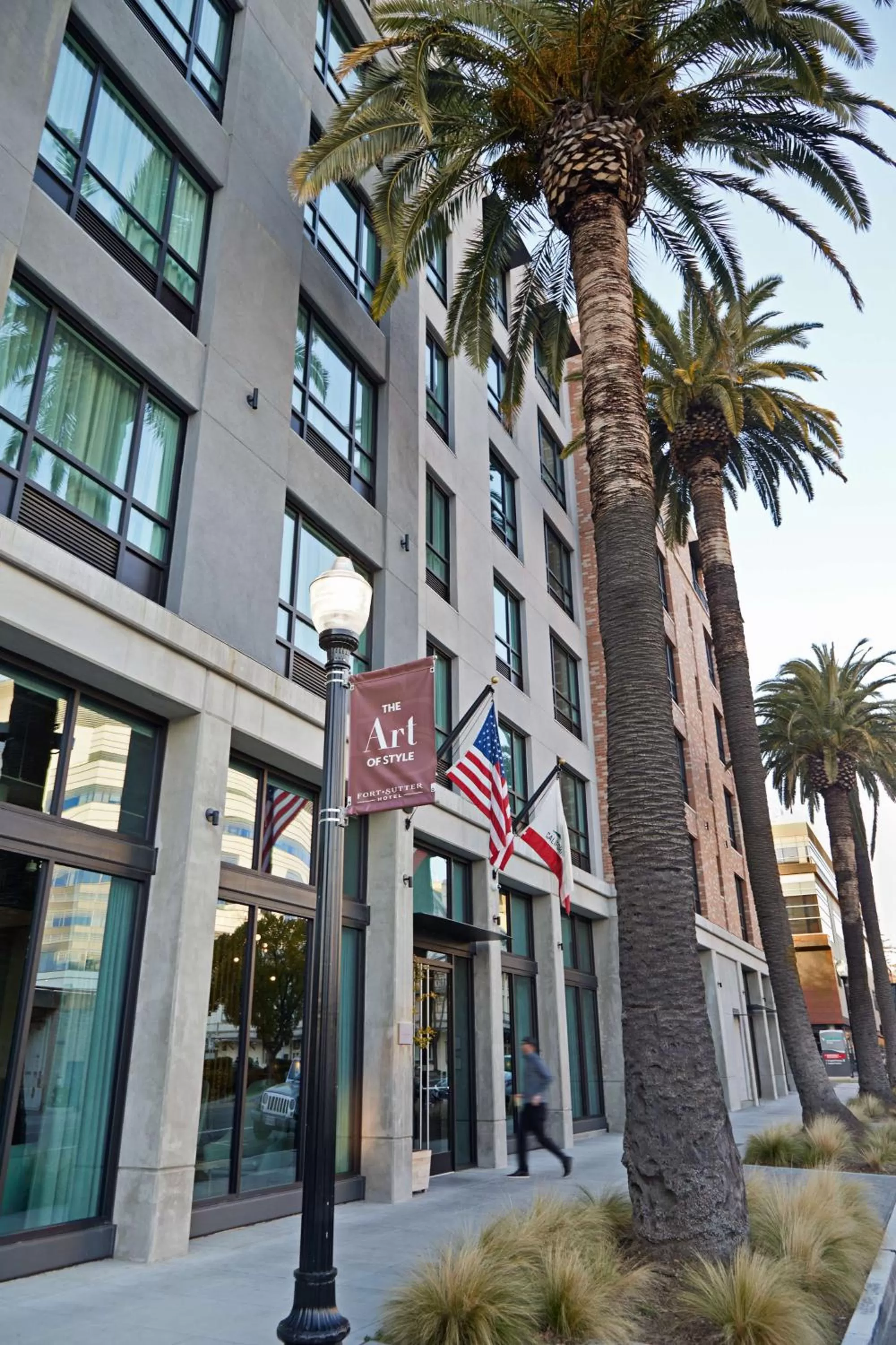 Property building in Tapestry By Hilton The Fort Sutter Hotel Sacramento, Ca