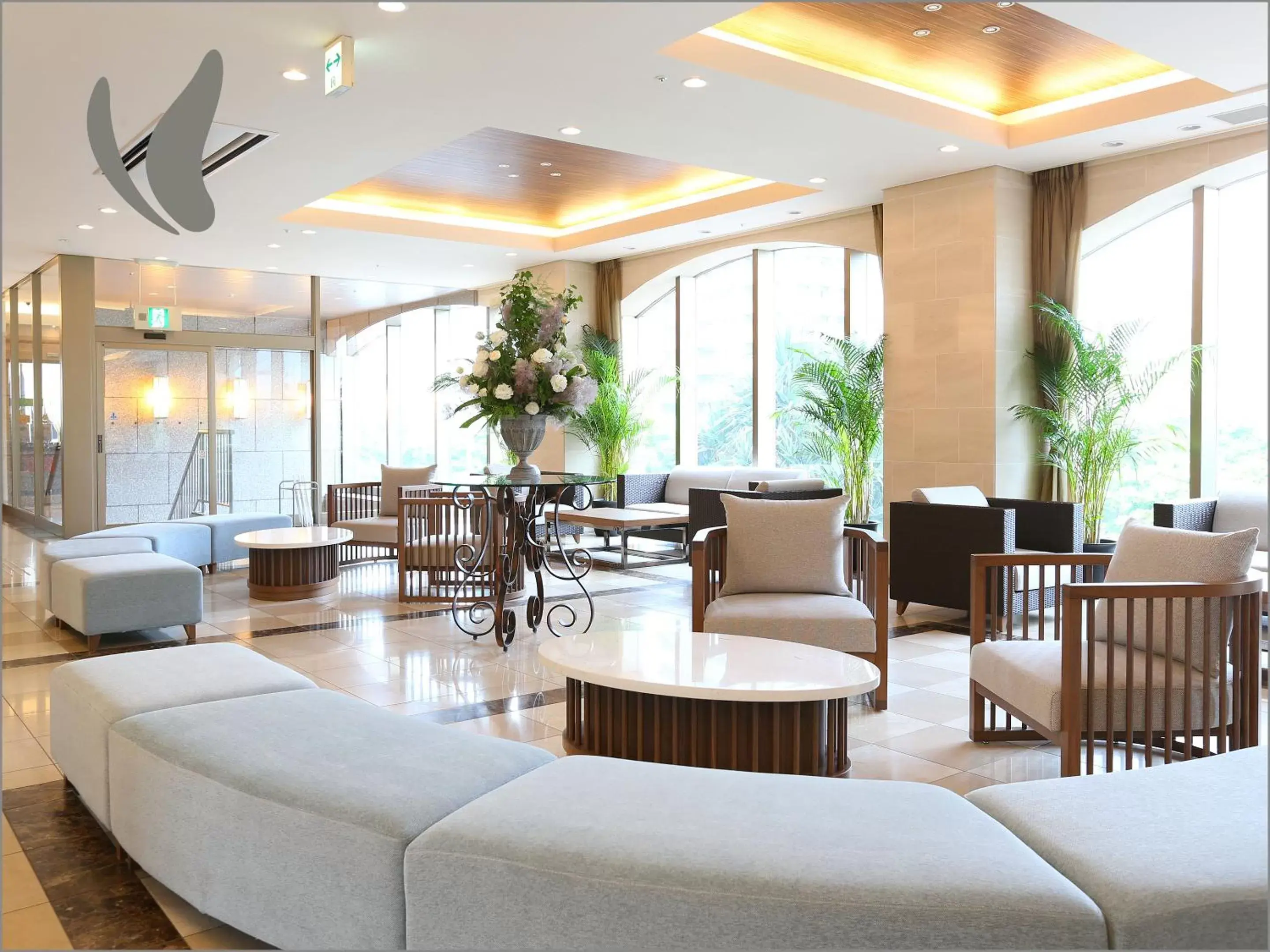 Lobby or reception in Hotel Hokke Club Naha Shintoshin