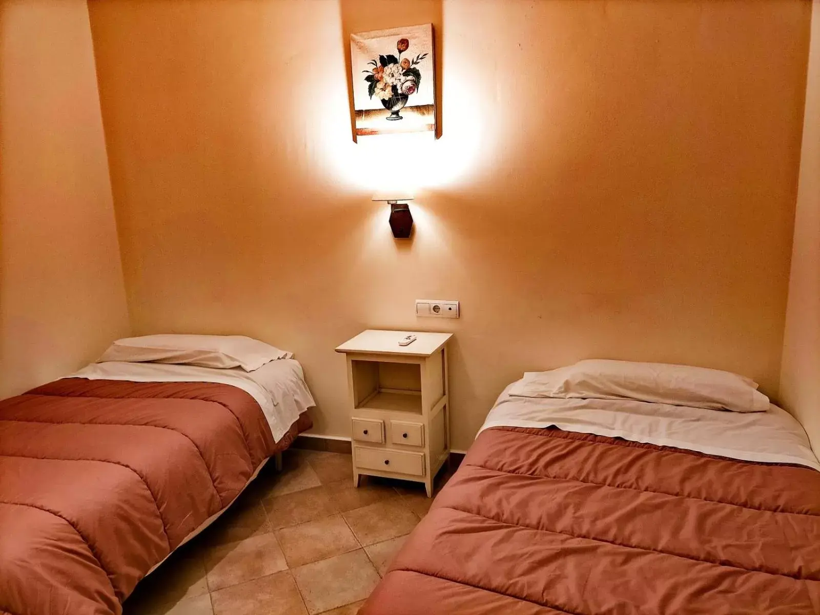 Bedroom, Bed in Abadia Suites