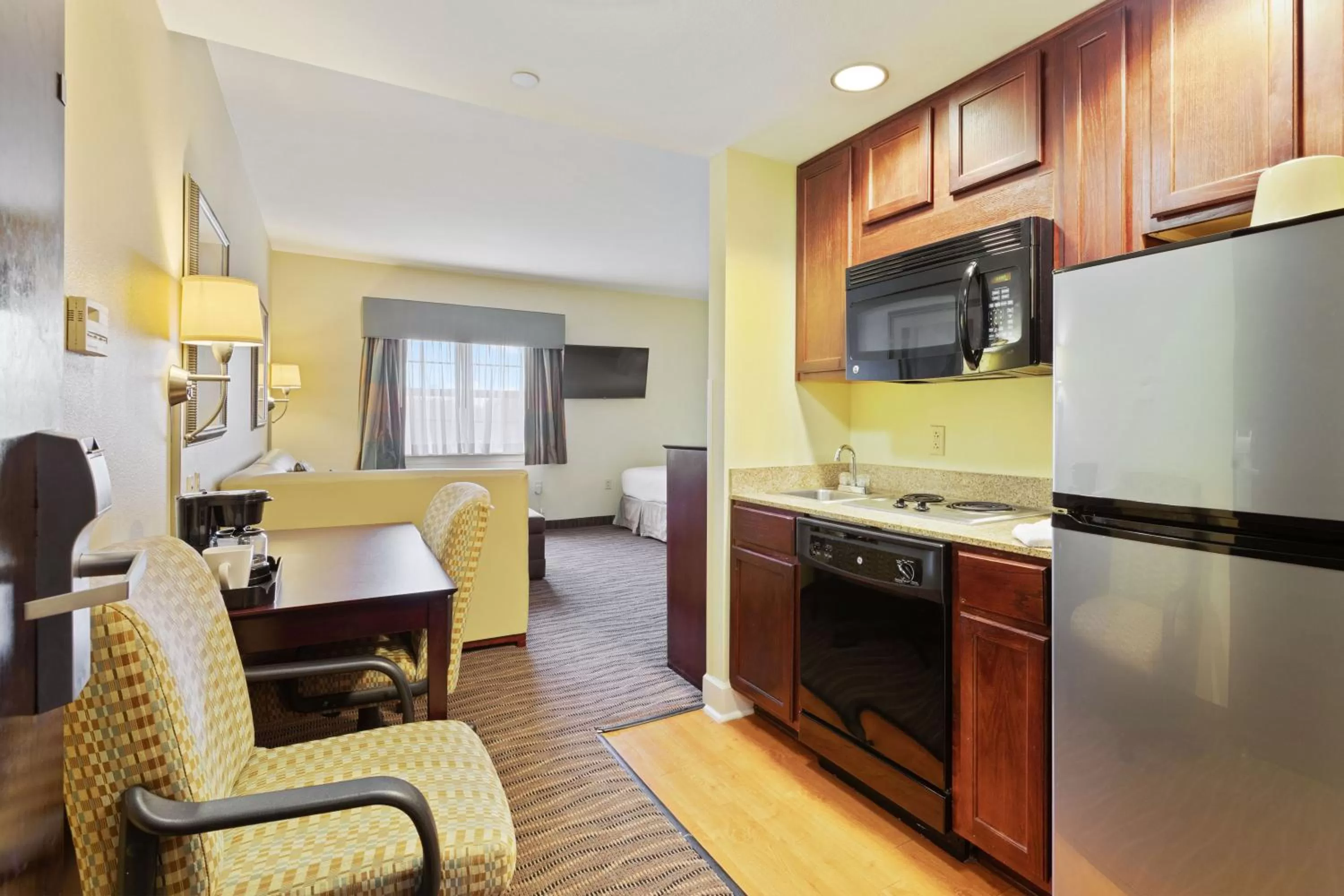 Kitchen or kitchenette in Extended Stay America Premier Suites - Lakeland - I-4