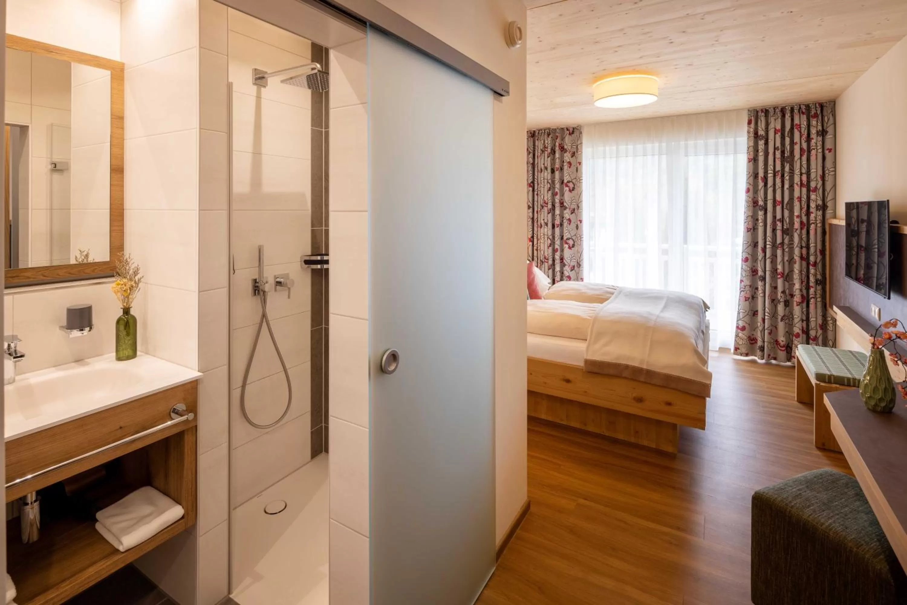 Bed in Hotel Sonnenhang