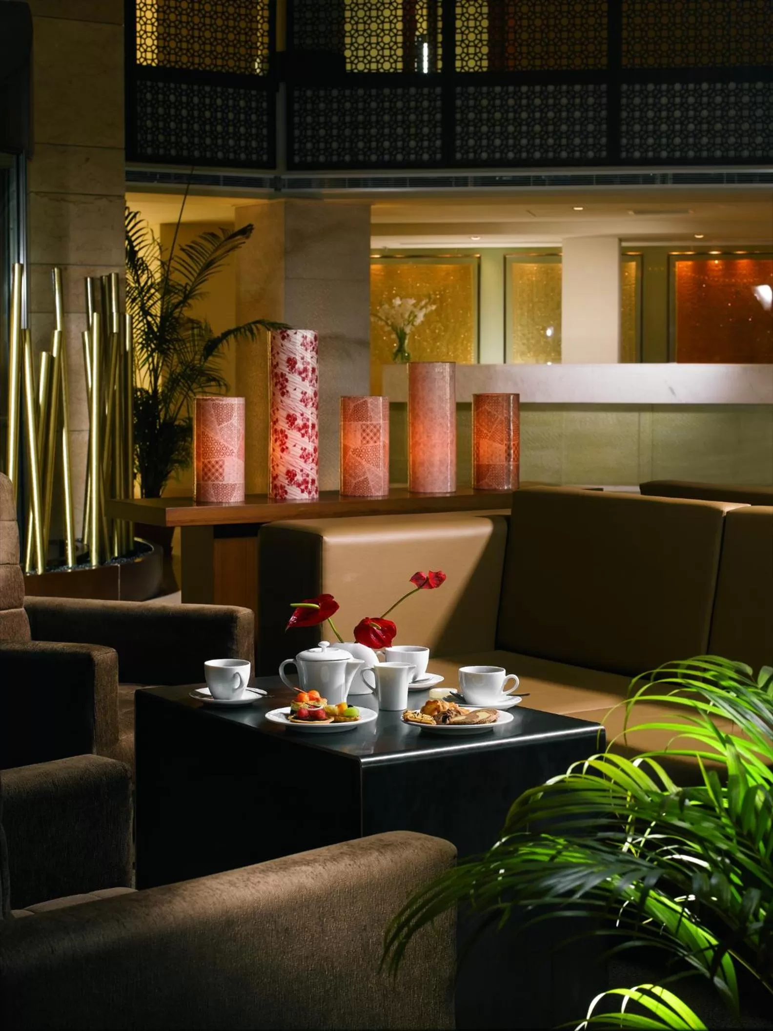 Lounge or bar in Radisson Blu Dhaka Water Garden