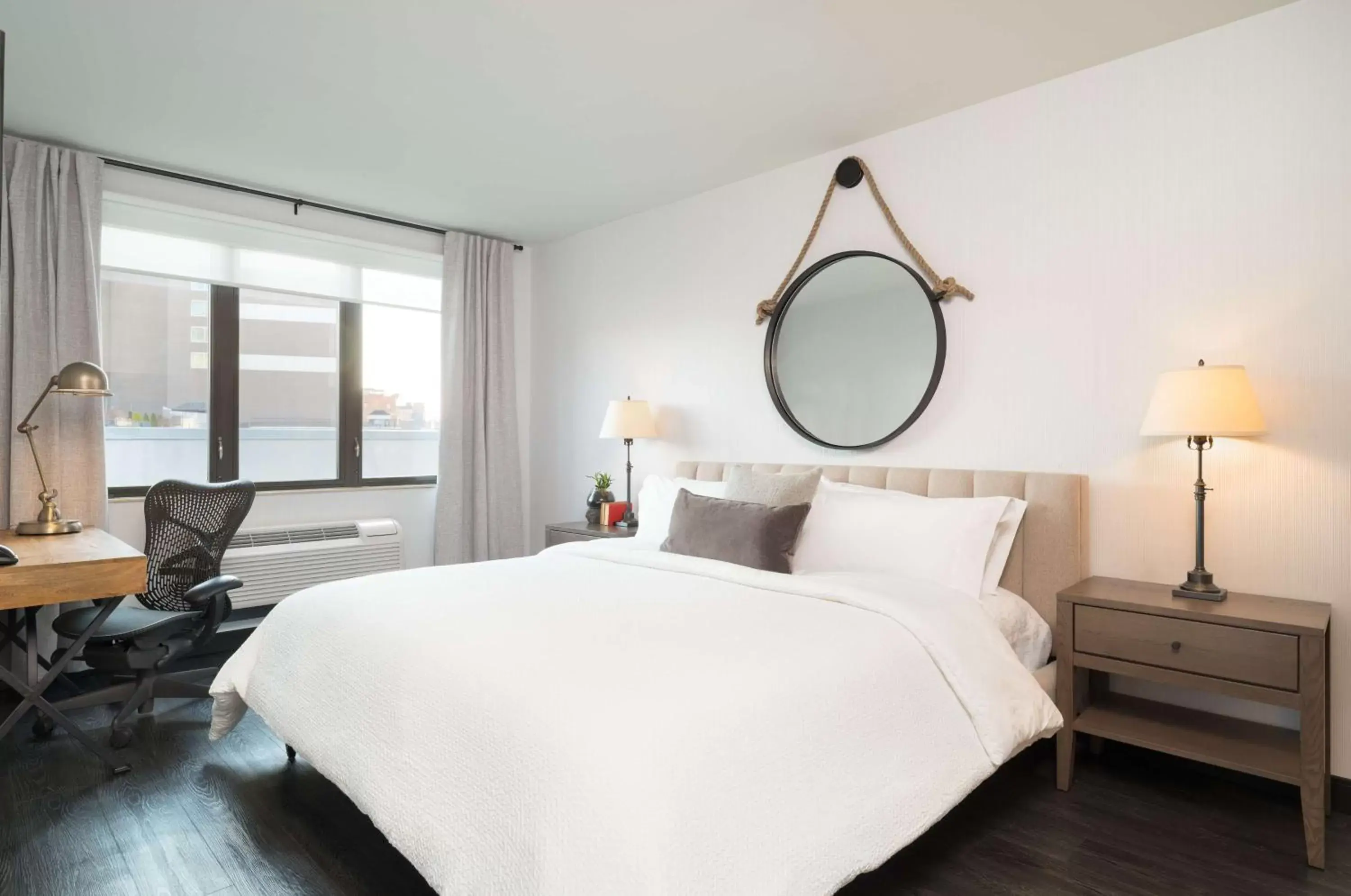 Bedroom, Bed in Hilton Garden Inn New York/Tribeca