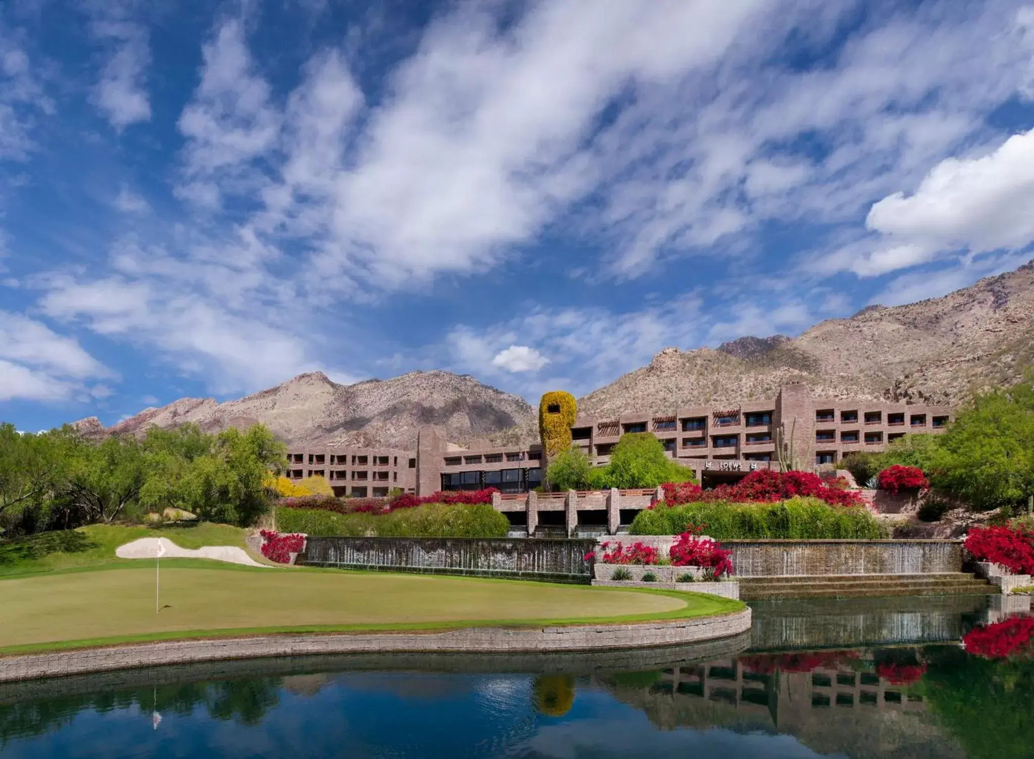 Property Building in Loews Ventana Canyon Resort