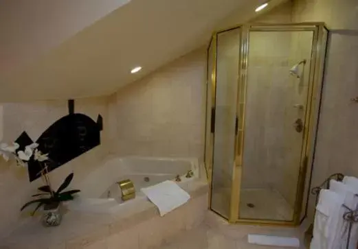 Bathroom in Maison Dupuy Hotel