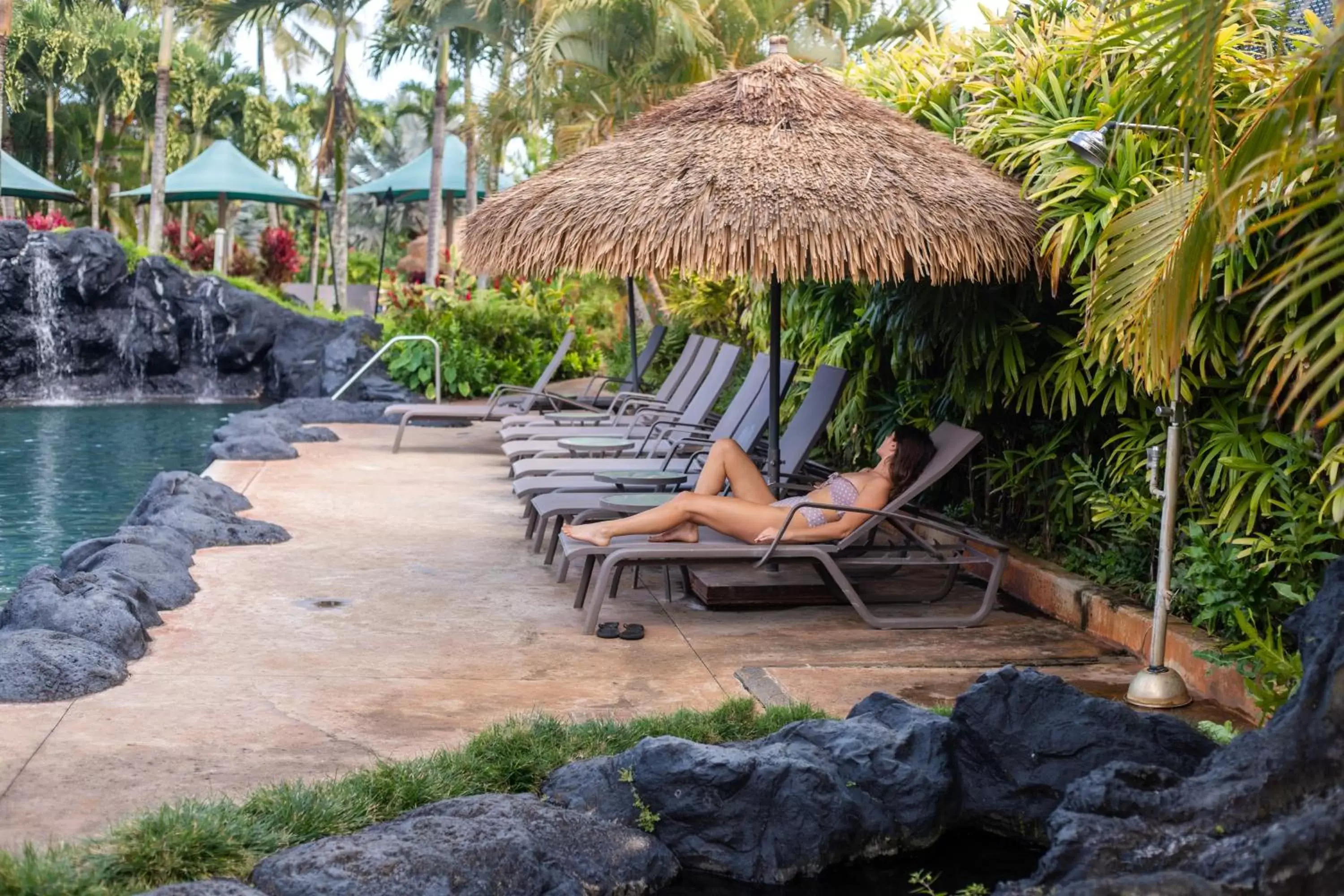 Swimming pool in The Cliffs at Princeville