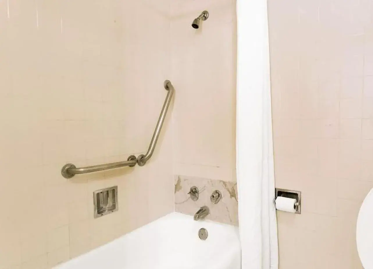 Shower, Bathroom in Motel 6-Tucson, AZ-Downtown
