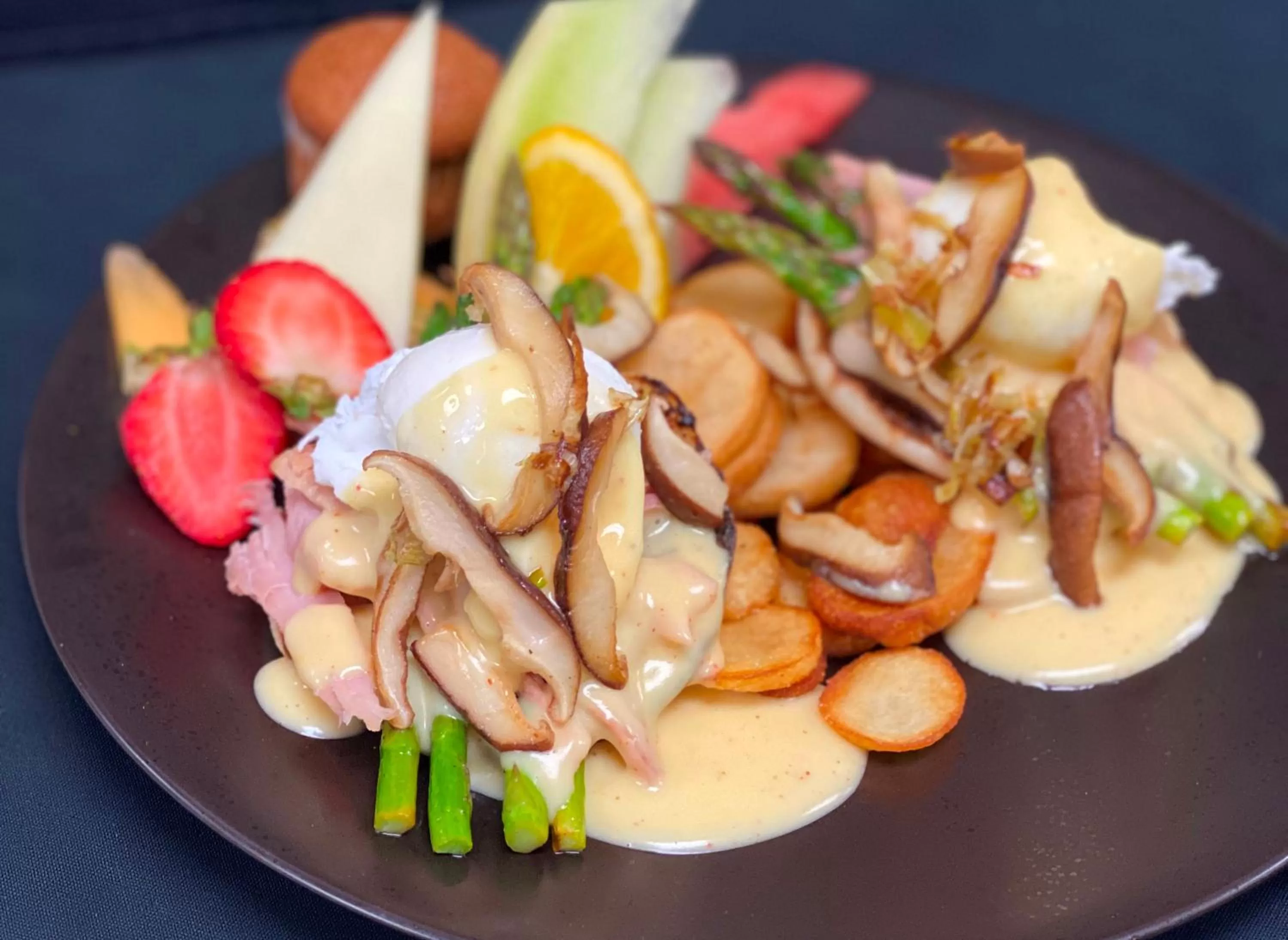 American breakfast in Auberge Godefroy