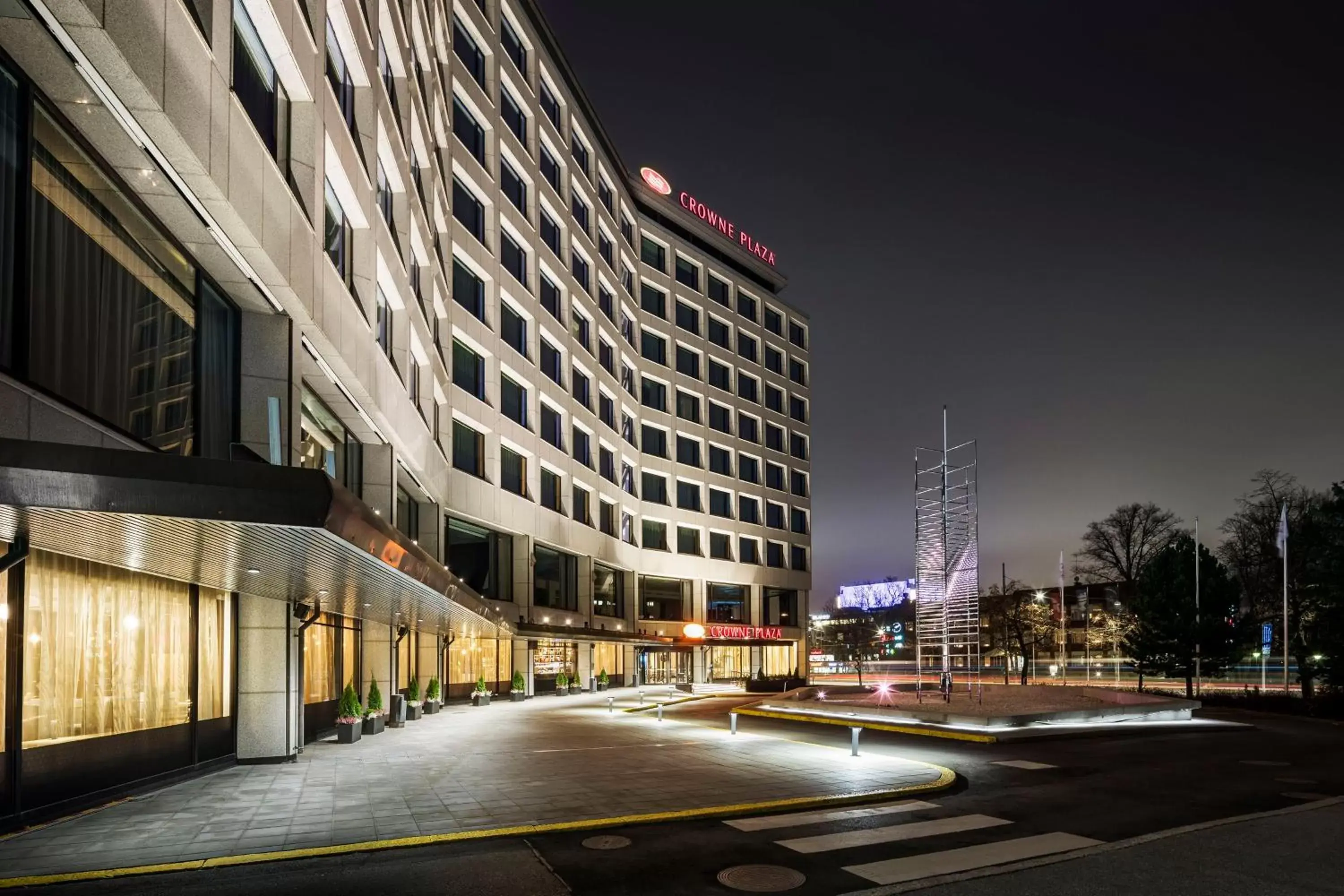 Property building in Crowne Plaza Helsinki - Hesperia by IHG Property building in Crowne Plaza Helsinki - Hesperia by IHG