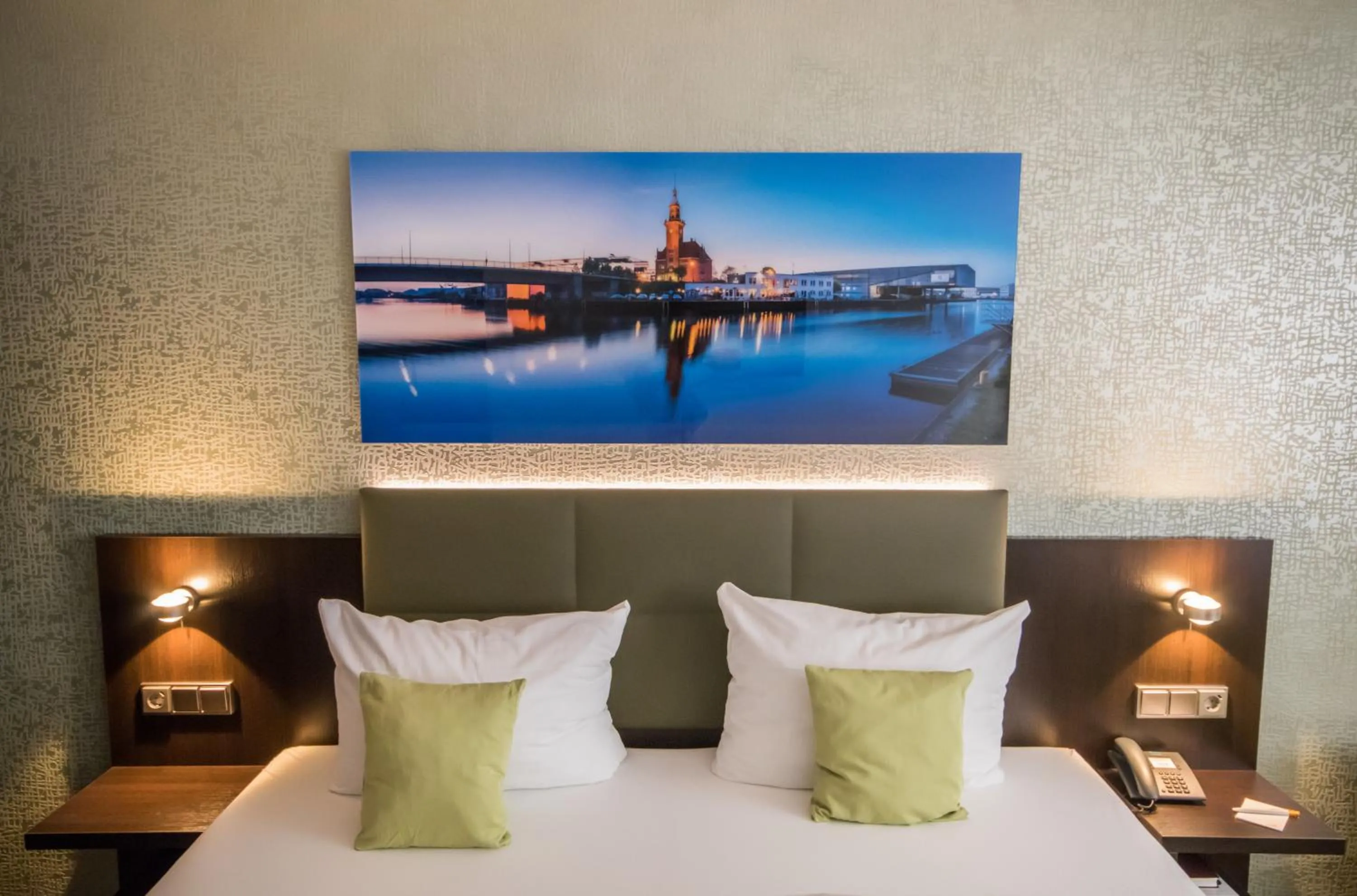 Photo of the whole room, Bed in Ringhotel Drees