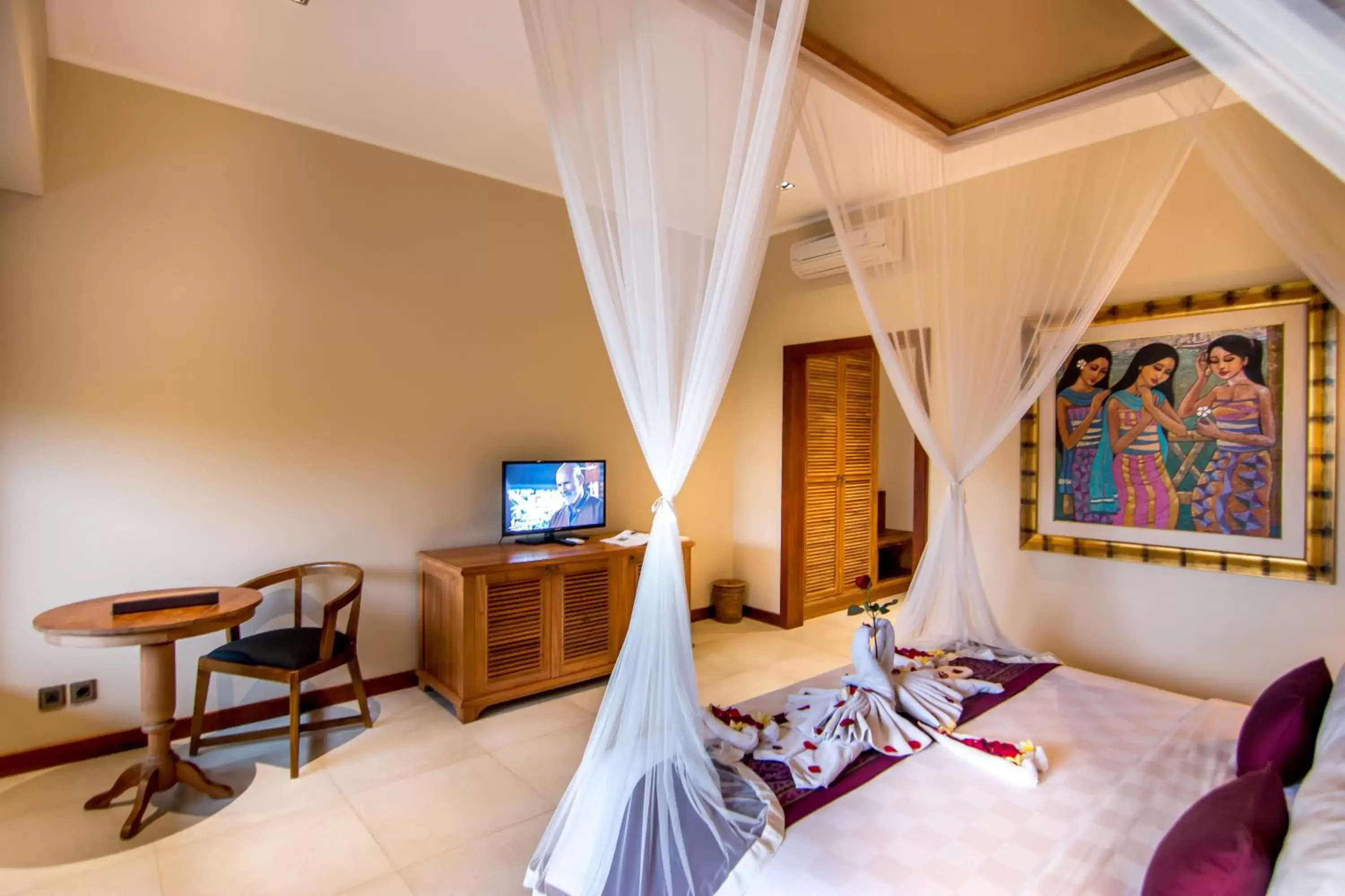 Photo of the whole room, Bed in Ulun Ubud Resort - CHSE Certified Photo of the whole room, Bed in Ulun Ubud Resort - CHSE Certified