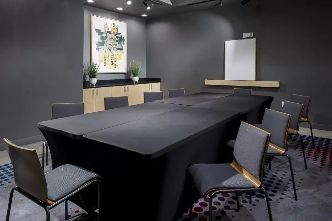 Meeting/conference room in Aloft Dallas DFW Airport Grapevine