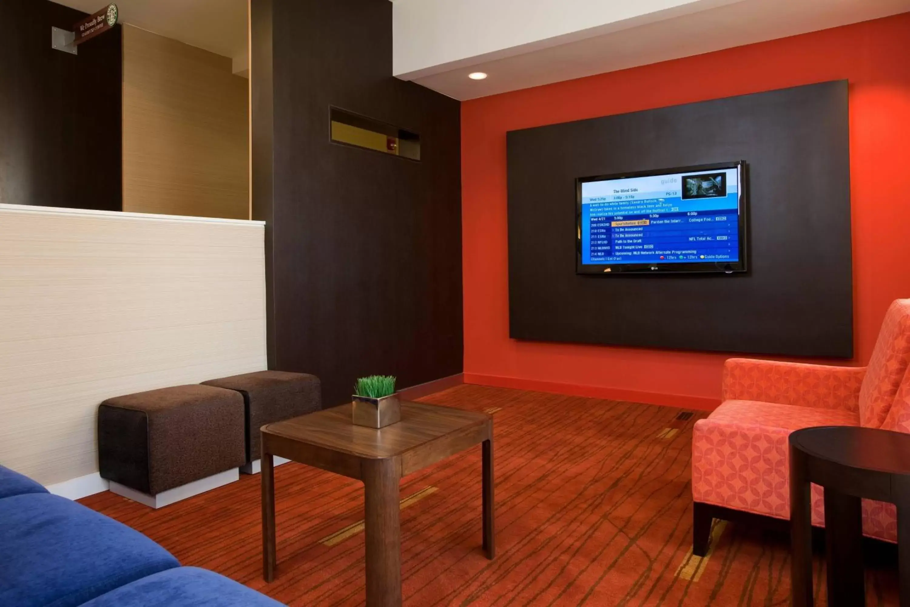 Lobby or reception, TV/Entertainment Center in Courtyard by Marriott Baton Rouge Acadian Centre/LSU Area