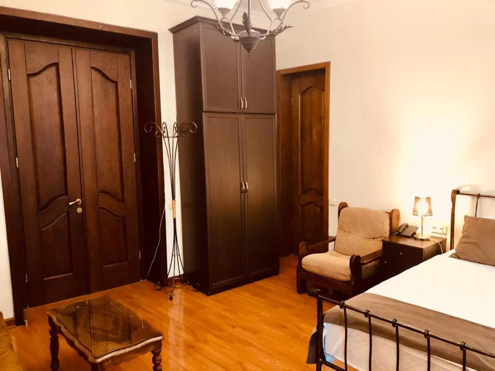 Triple Room - single occupancy in Hotel British House Triple Room - single occupancy in Hotel British House