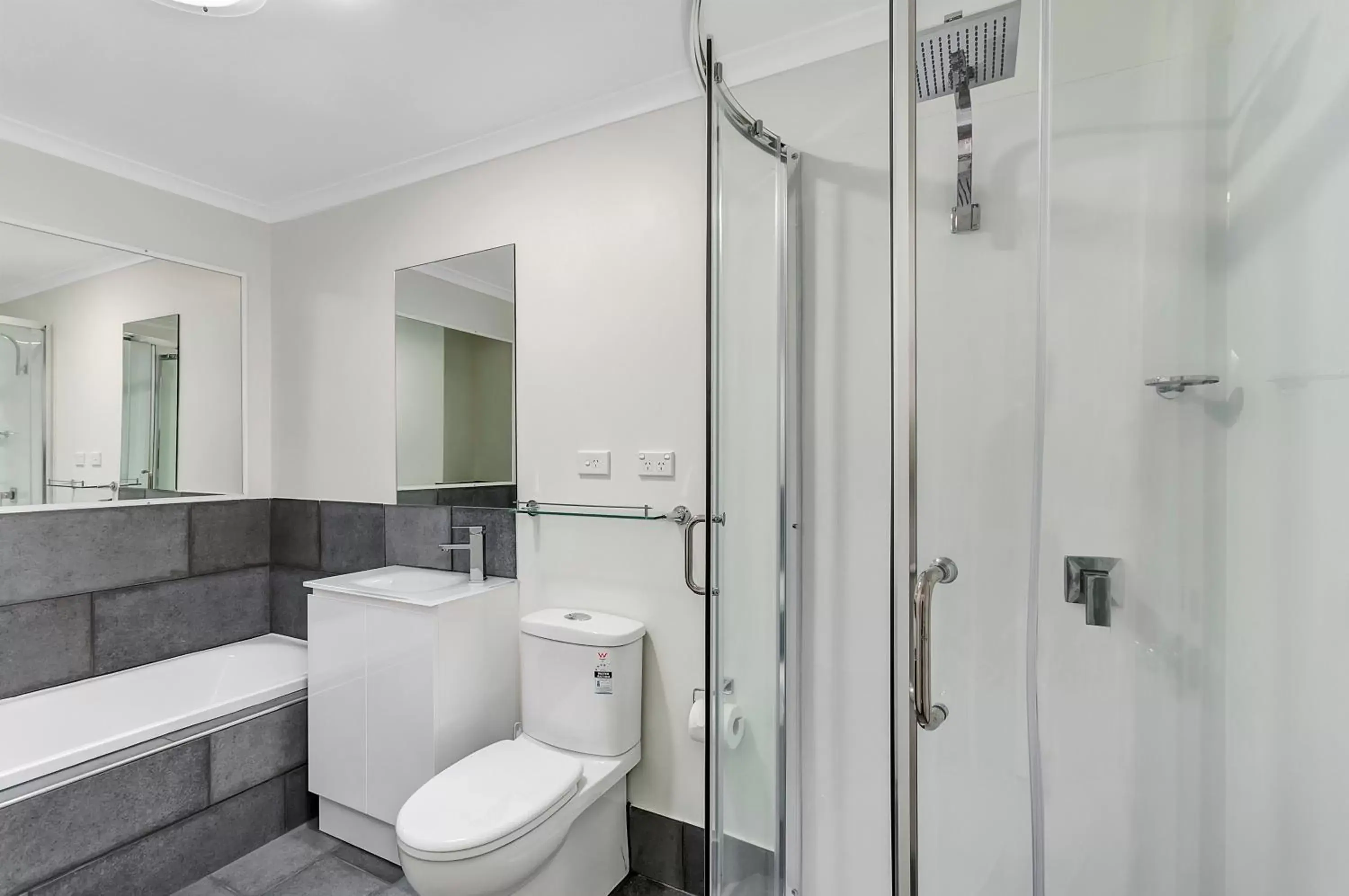 Bathroom in The Villas Palm Cove