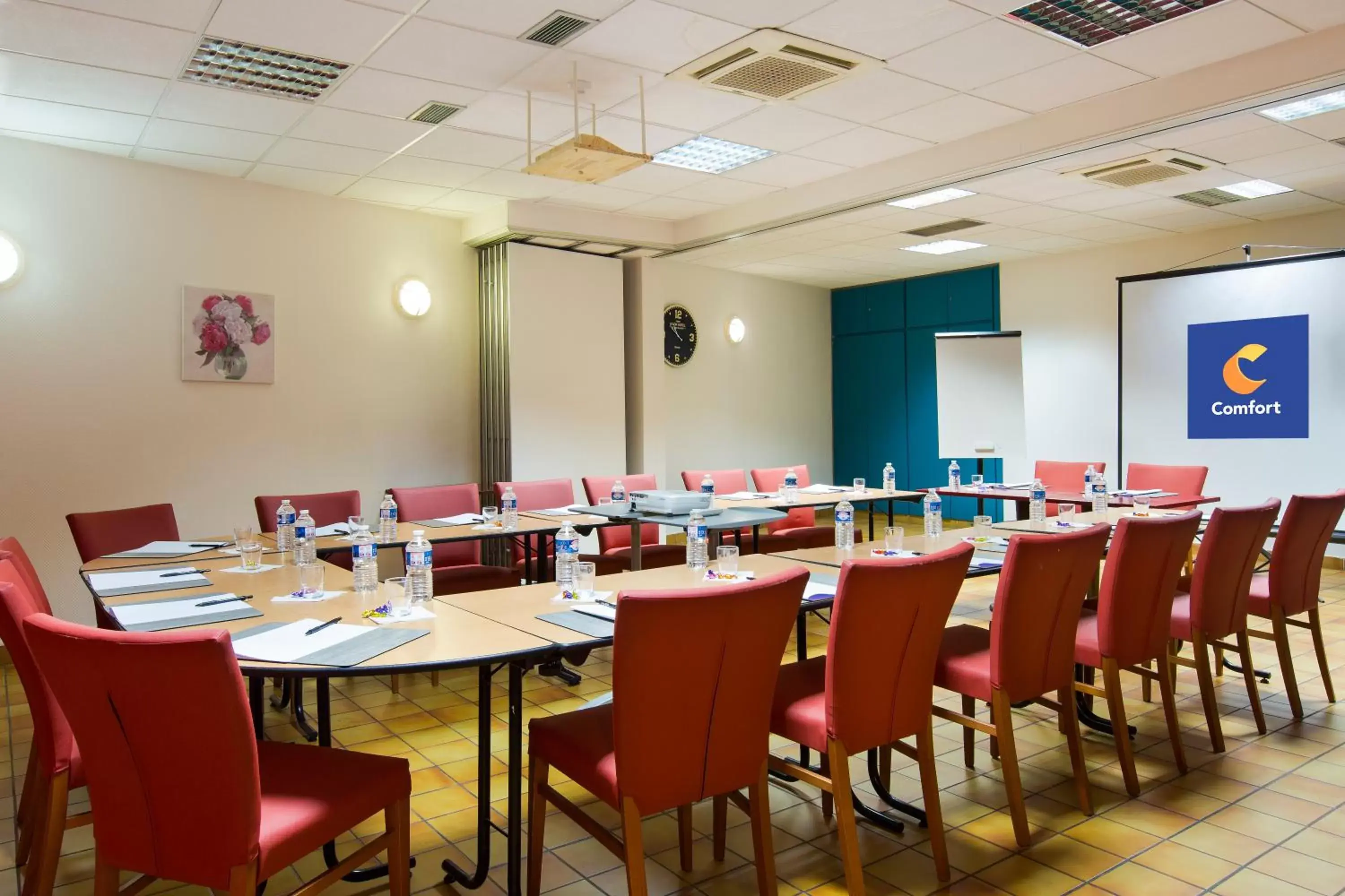 Meeting/conference room in Comfort Hotel Montlucon