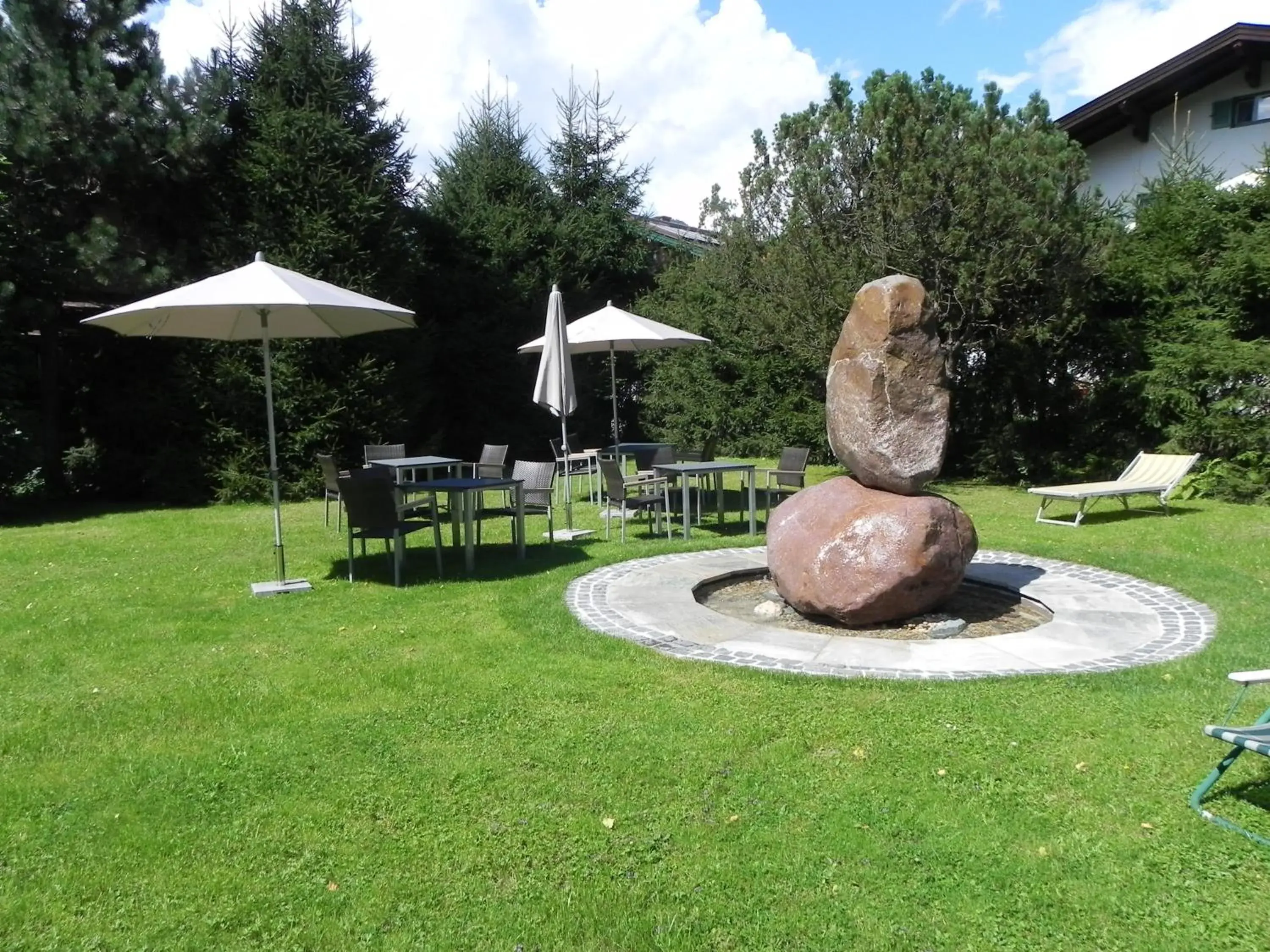 Natural landscape, Swimming Pool in Sporthotel Austria