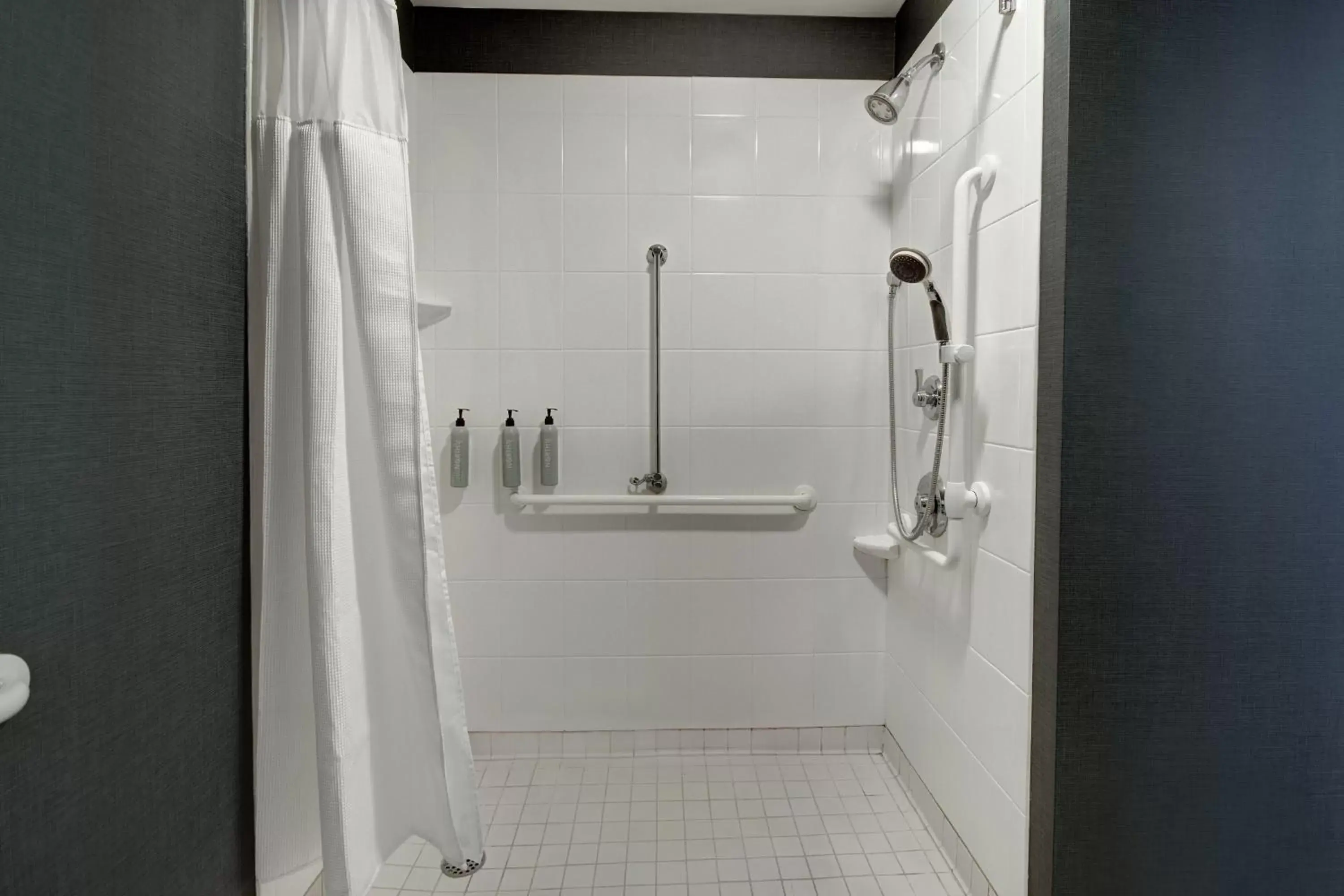 Bathroom in Residence Inn by Marriott Morgantown Medical Center Area