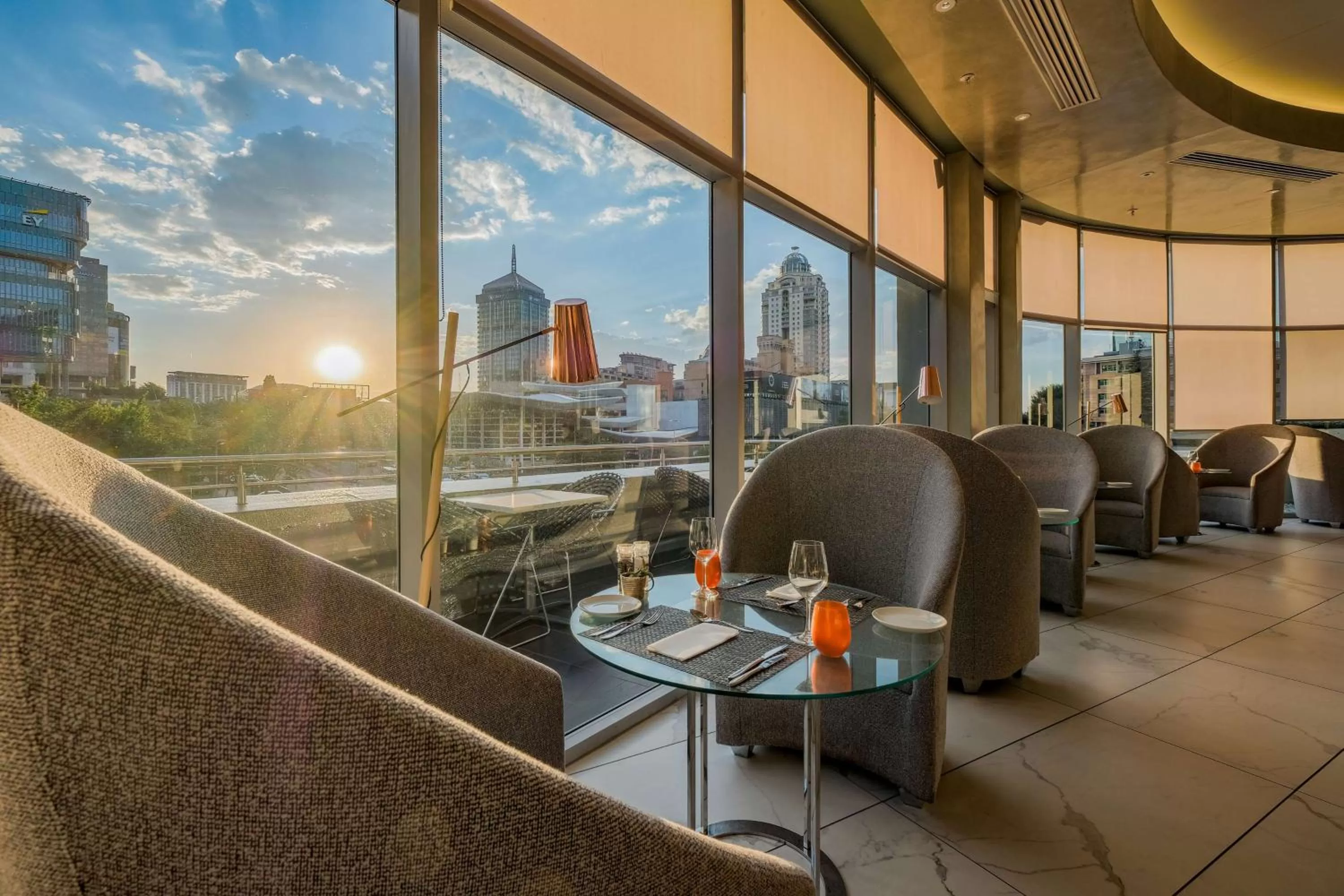 Restaurant/places to eat in Radisson Blu Gautrain Hotel, Sandton Johannesburg