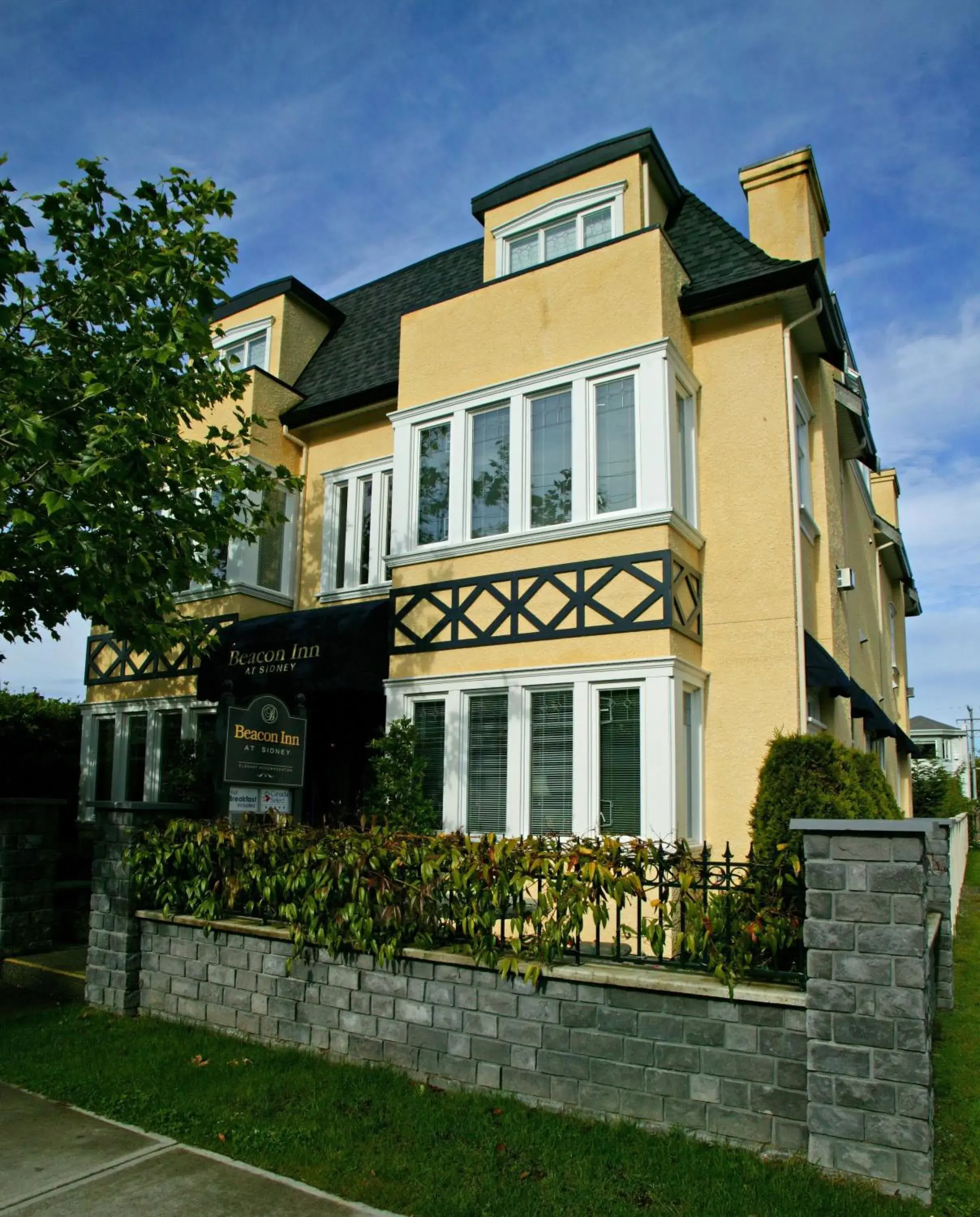 Facade/entrance, Property Building in The Beacon Inn at Sidney