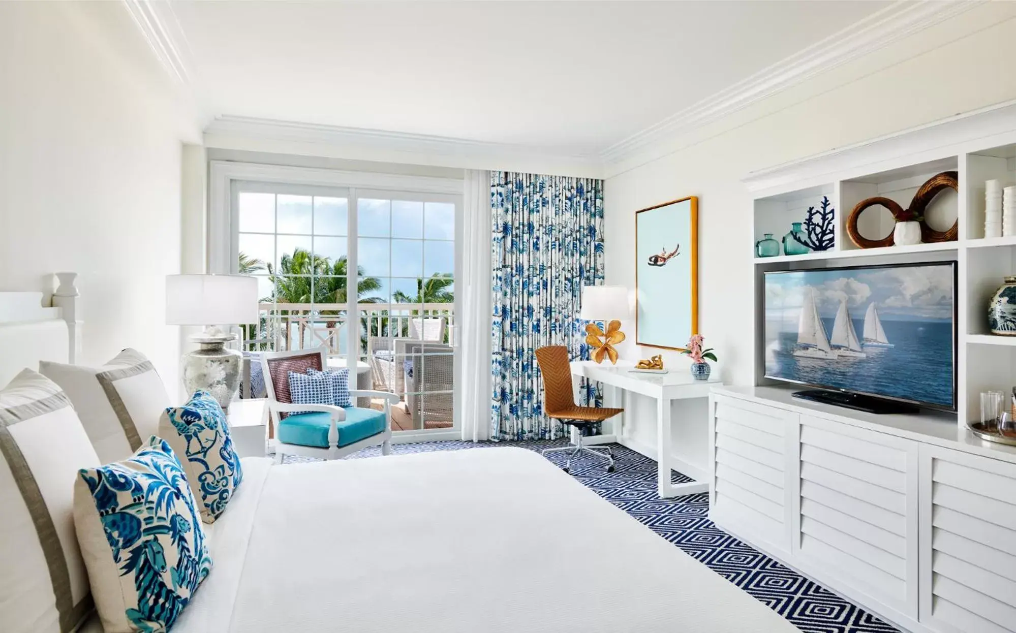 Bedroom in Isla Bella Beach Resort & Spa - Florida Keys