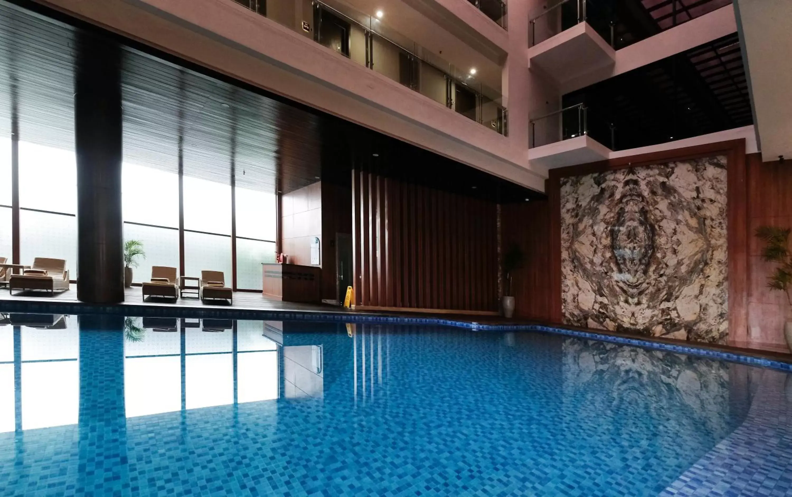Swimming pool in Dream of Aventus Hotel Kuta Swimming pool in Dream of Aventus Hotel Kuta
