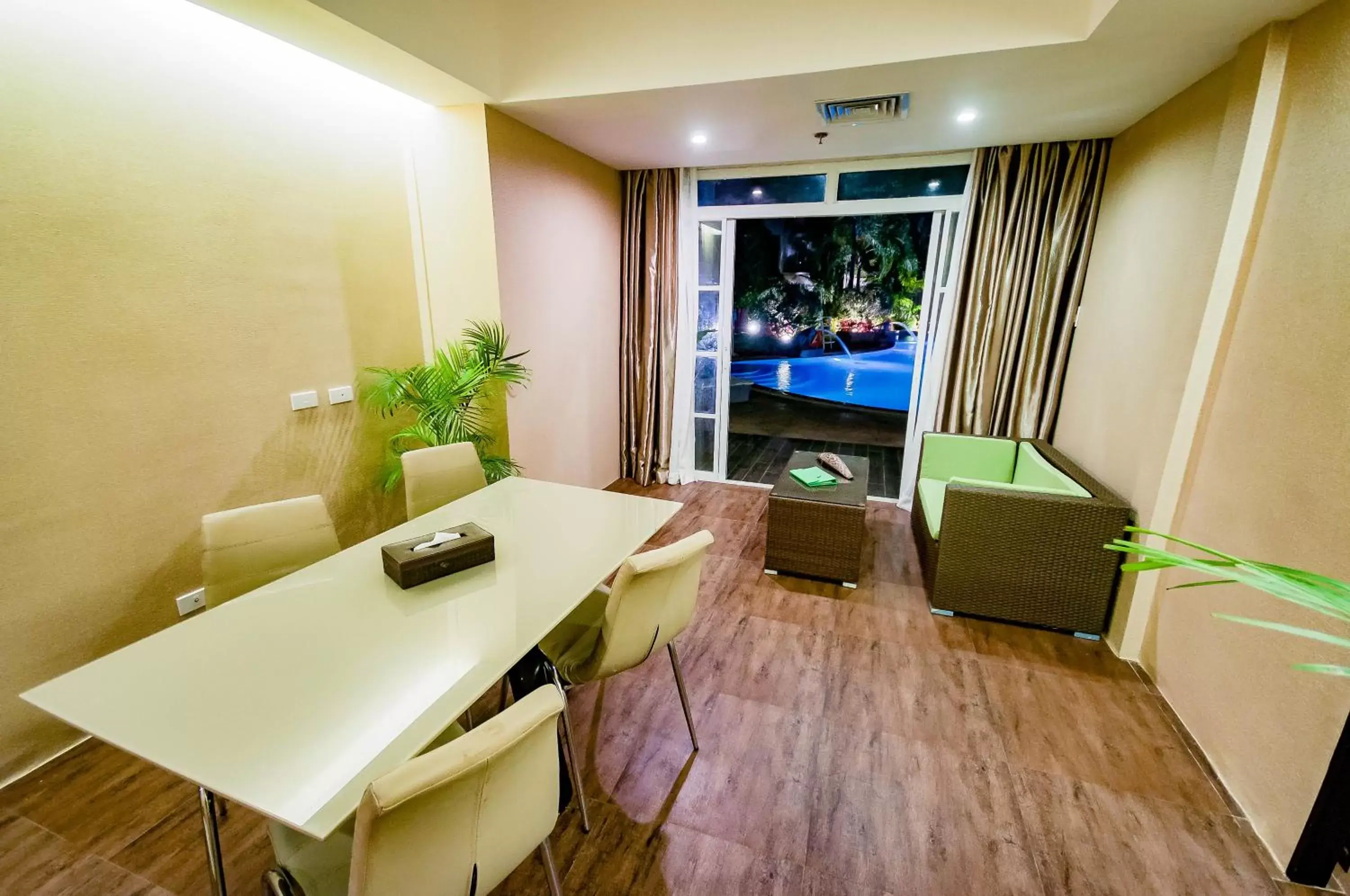 Living room, Pool View in Aziza Paradise Hotel