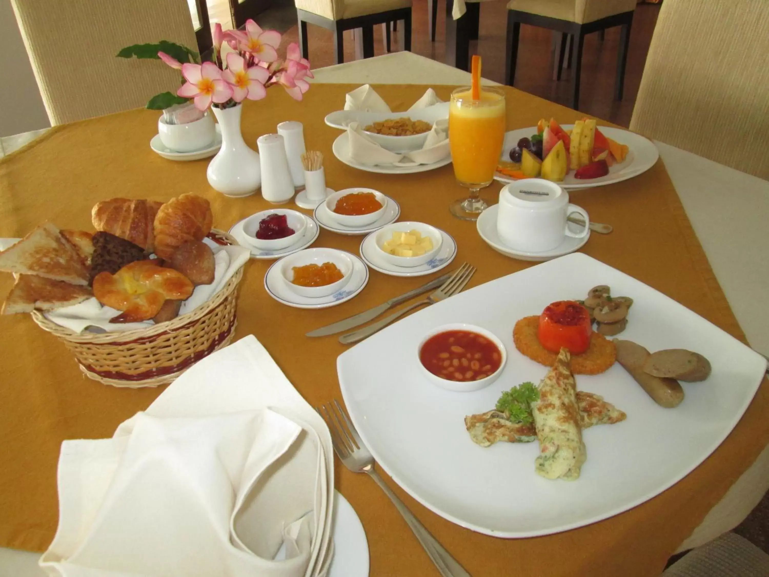 Food and drinks, Breakfast in Rajarata Hotel Anuradhapura