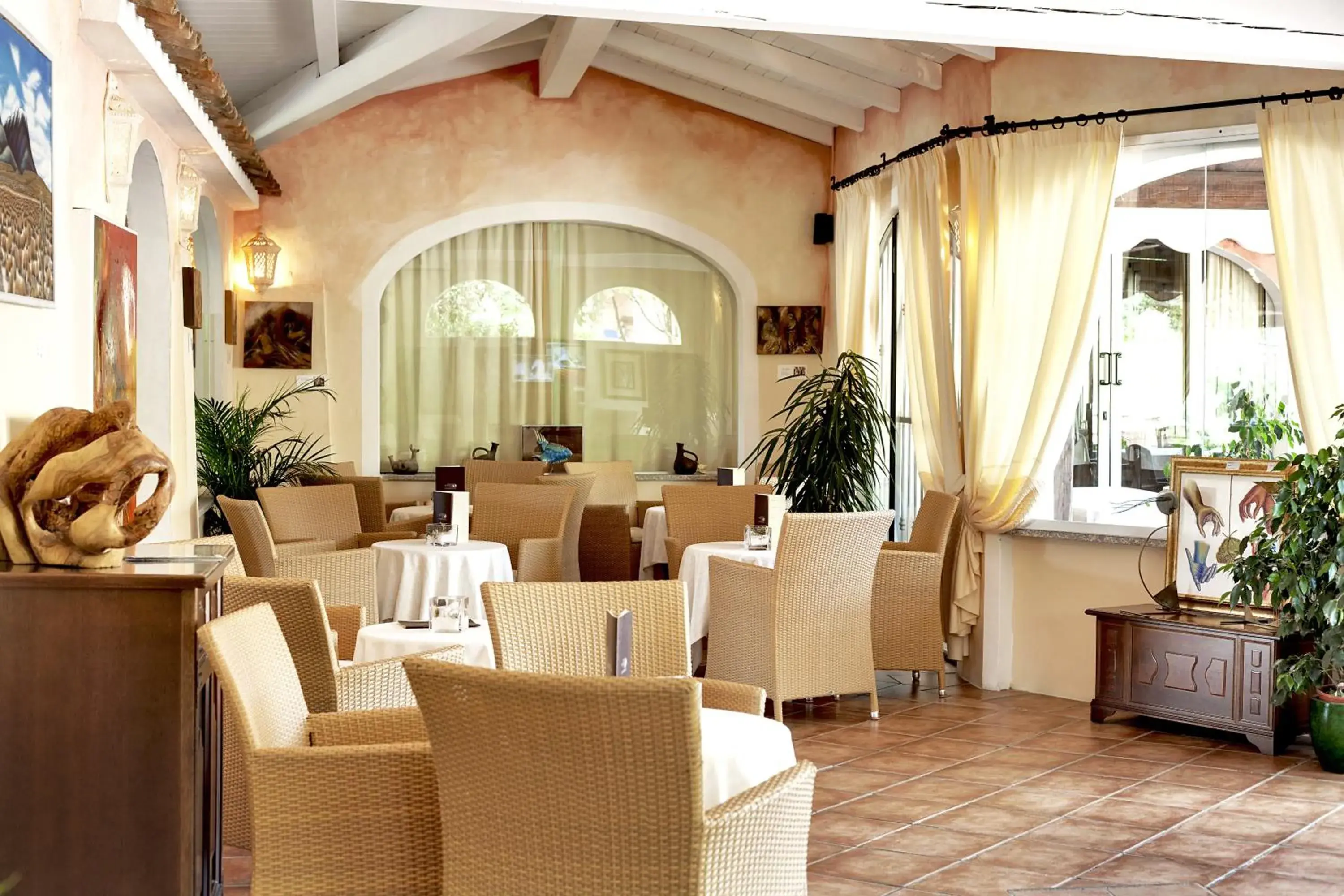 Lounge or bar, Restaurant/Places to Eat in Colonna Hotel Country & Sporting