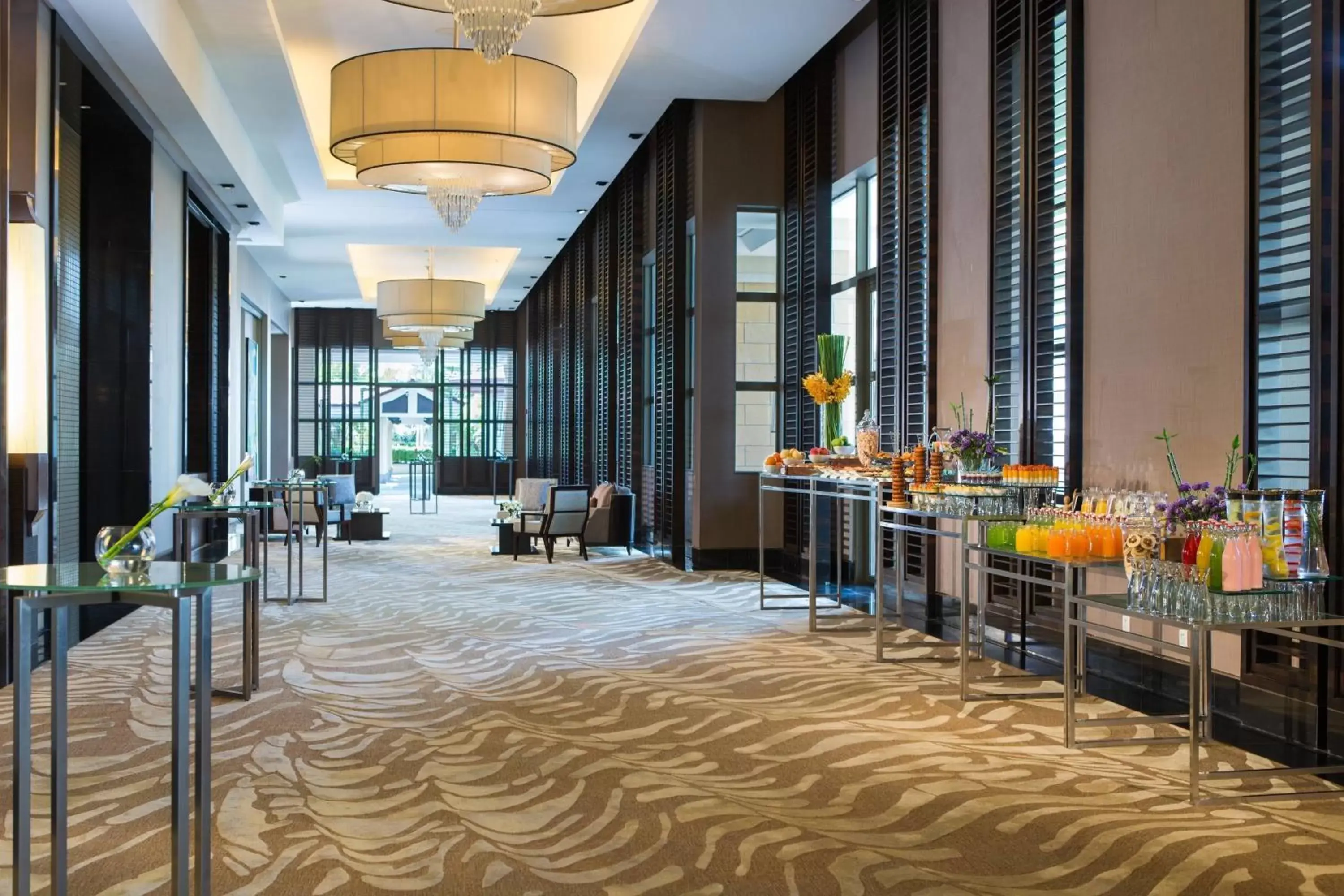 Meeting/conference room, Restaurant/Places to Eat in Renaissance Sanya Haitang Bay Resort