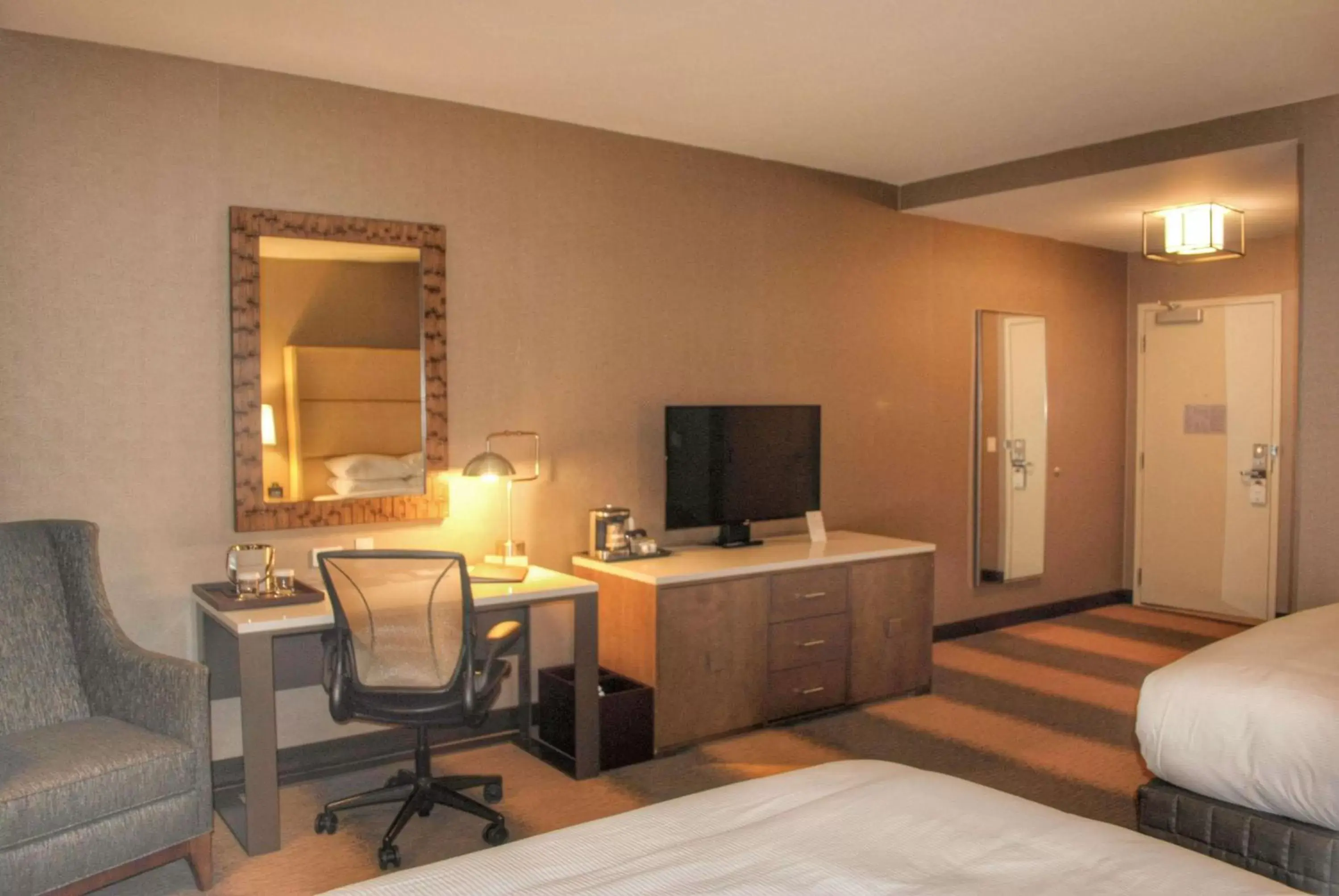 Bed in DoubleTree by Hilton Hotel Reading Bed in DoubleTree by Hilton Hotel Reading