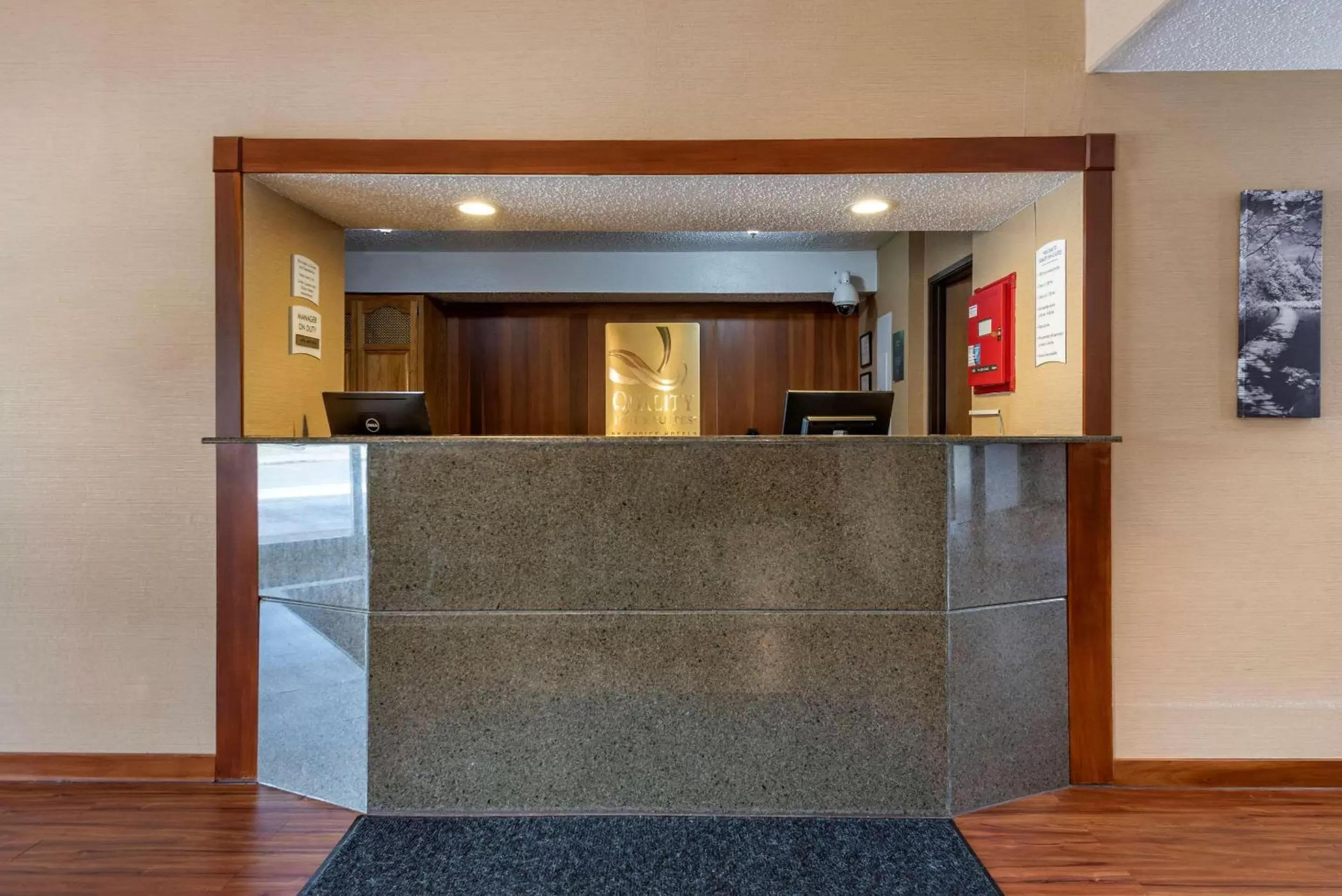 Lobby or reception, Lobby/Reception in Quality Inn & Suites Warren