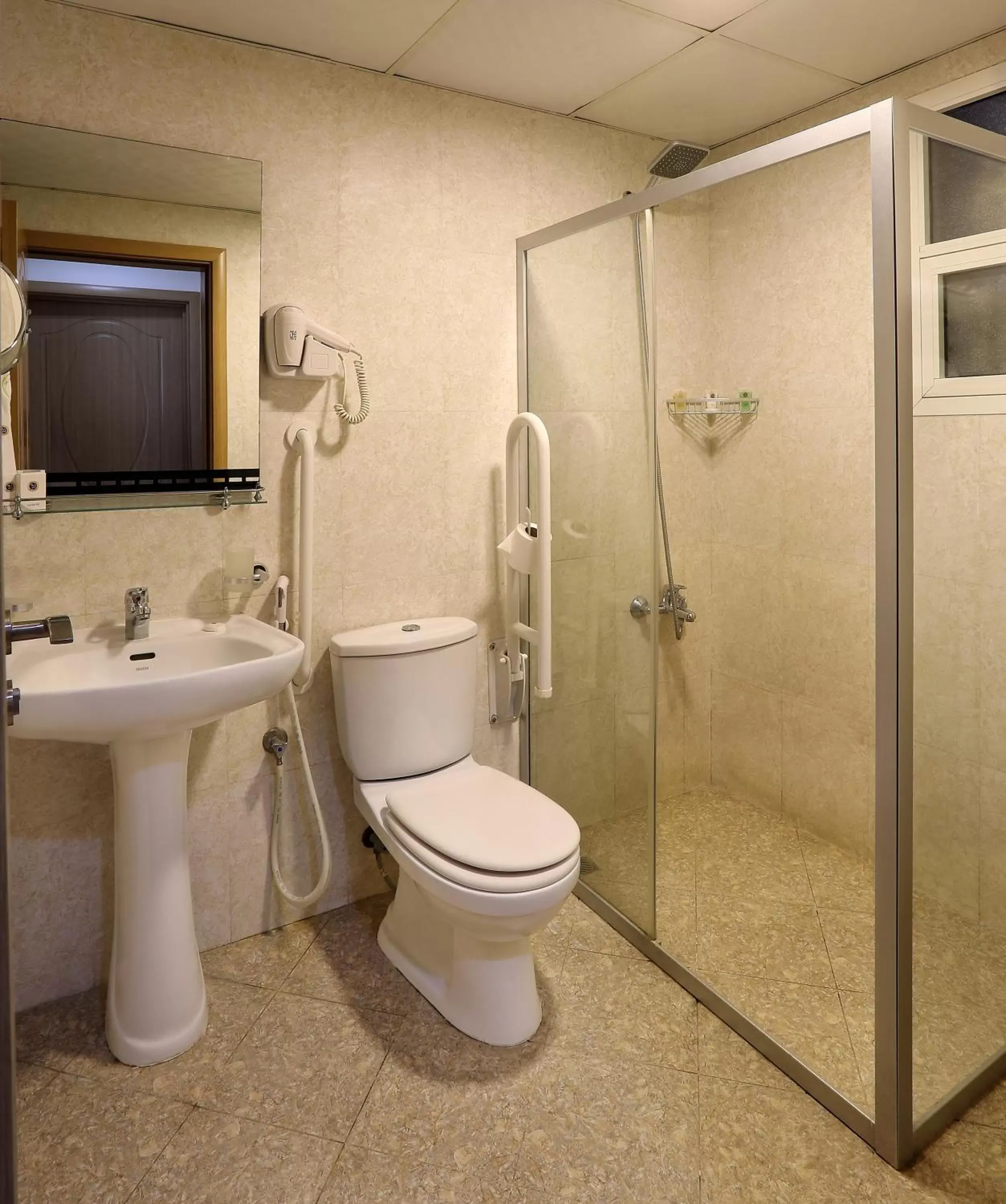 Toilet, Bathroom in Al Smou Hotel Apartments - MAHA HOSPITALITY GROUP