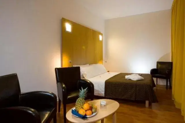 Photo of the whole room, Bed in Executive Hotel Photo of the whole room, Bed in Executive Hotel