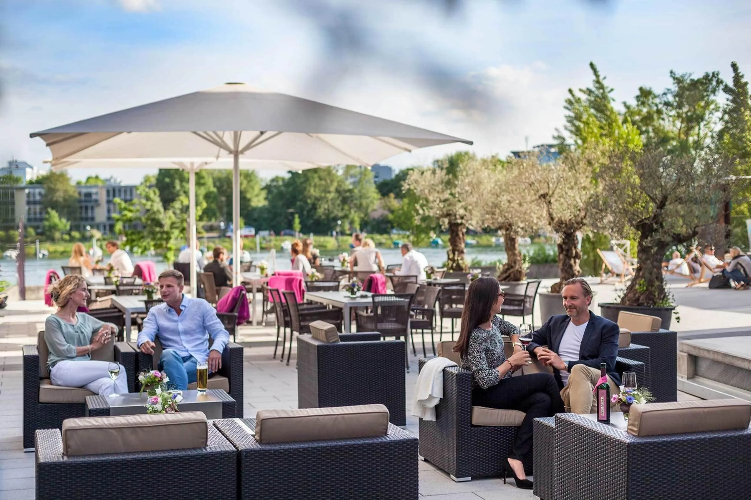 Restaurant/places to eat in Hotel 47°