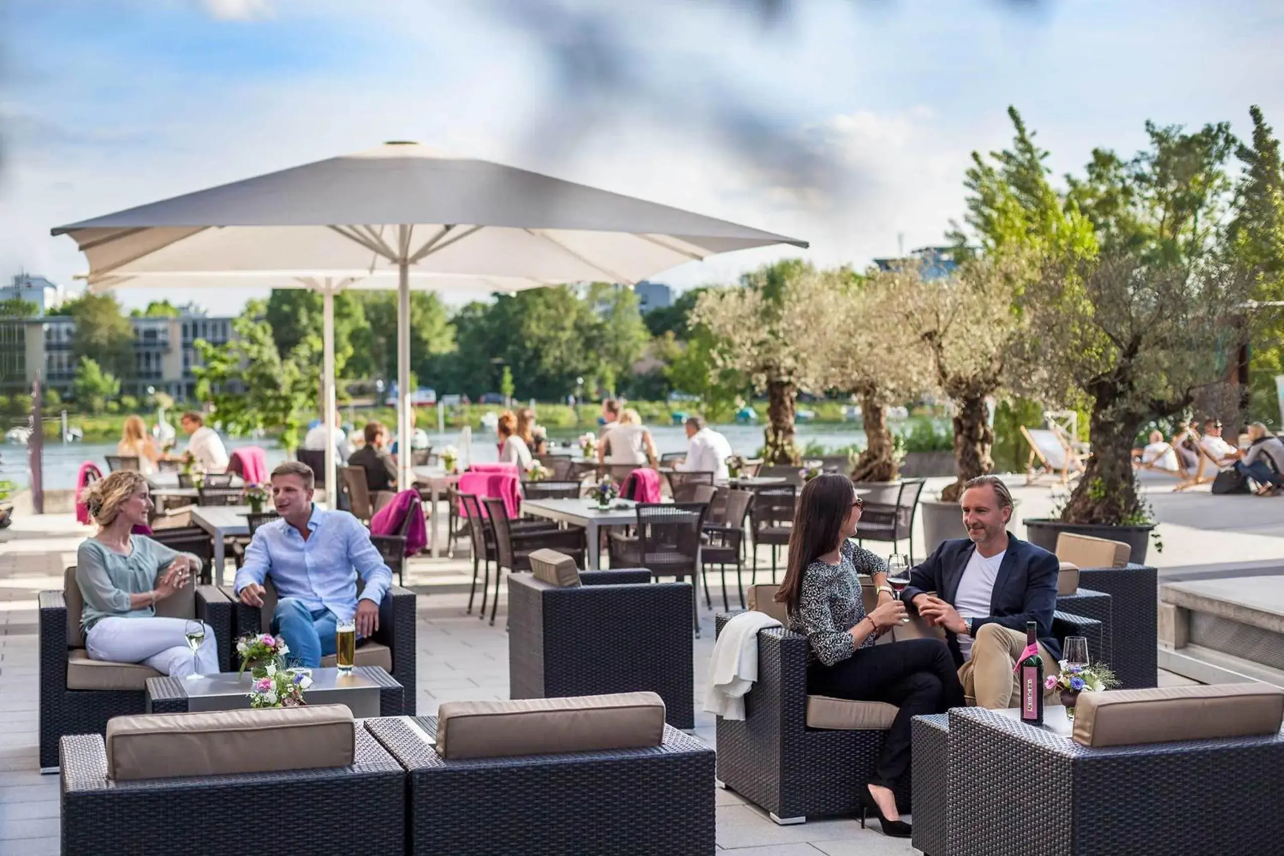 Restaurant/places to eat in Hotel 47° Restaurant/places to eat in Hotel 47°