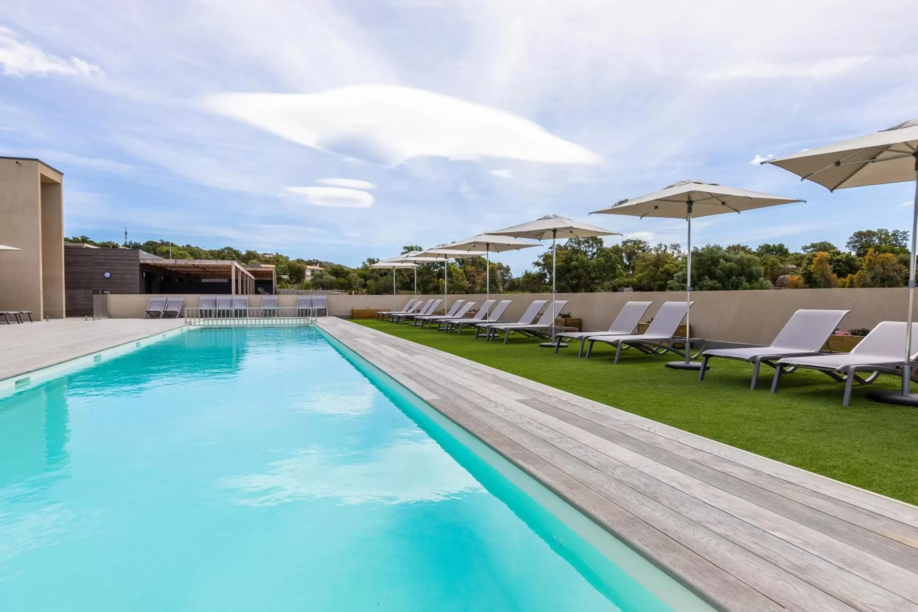 Day, Swimming Pool in Résidence Pierre & Vacances Premium Les Terrasses d'Arsella