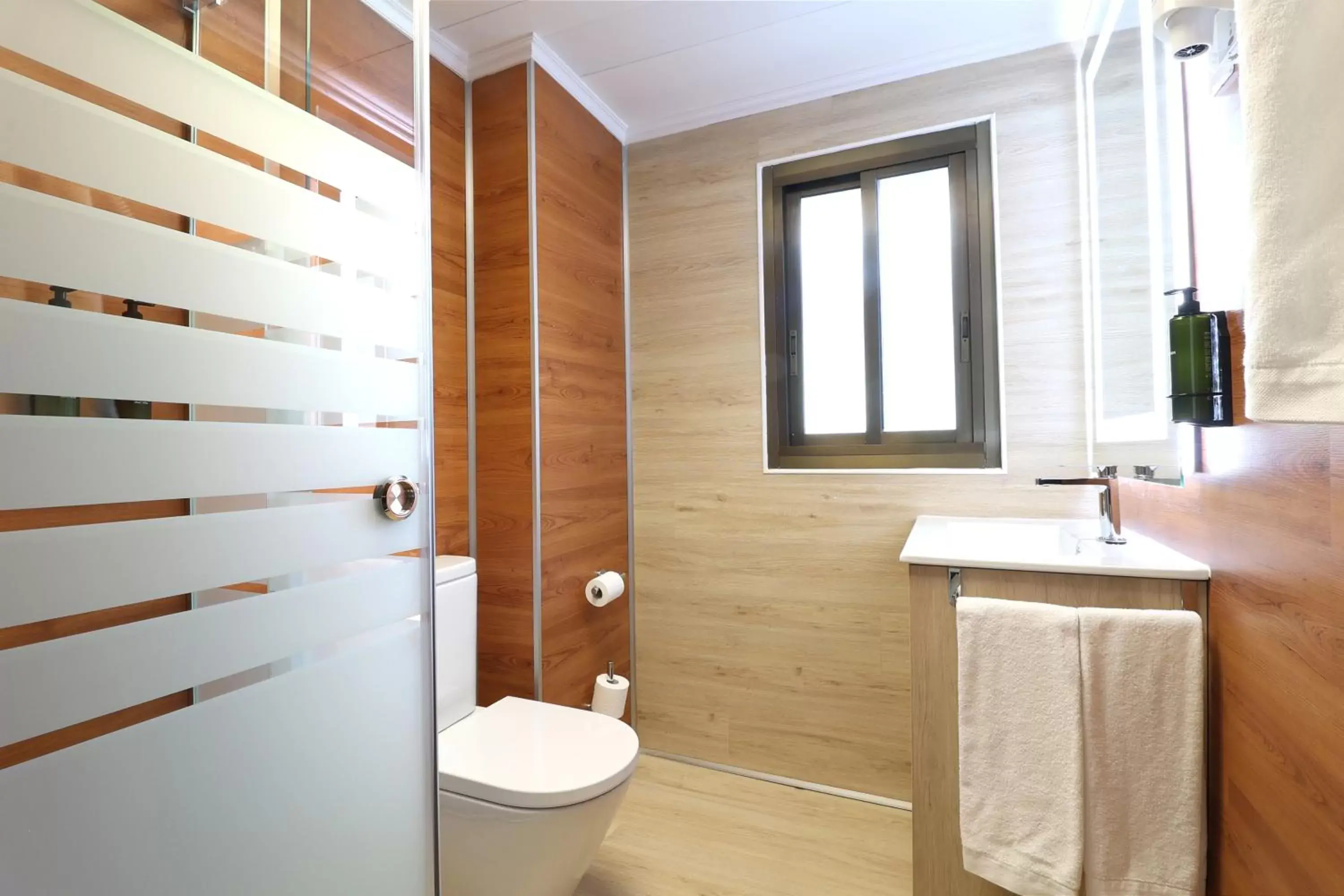 Bathroom in Hotel Blu Aran