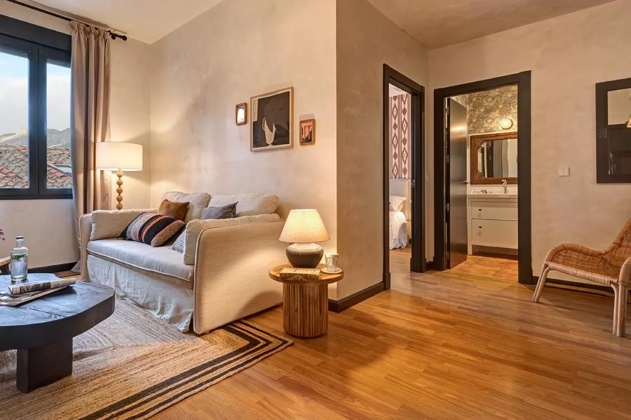 Living room, Seating Area in Hospedium Hotel La Farm